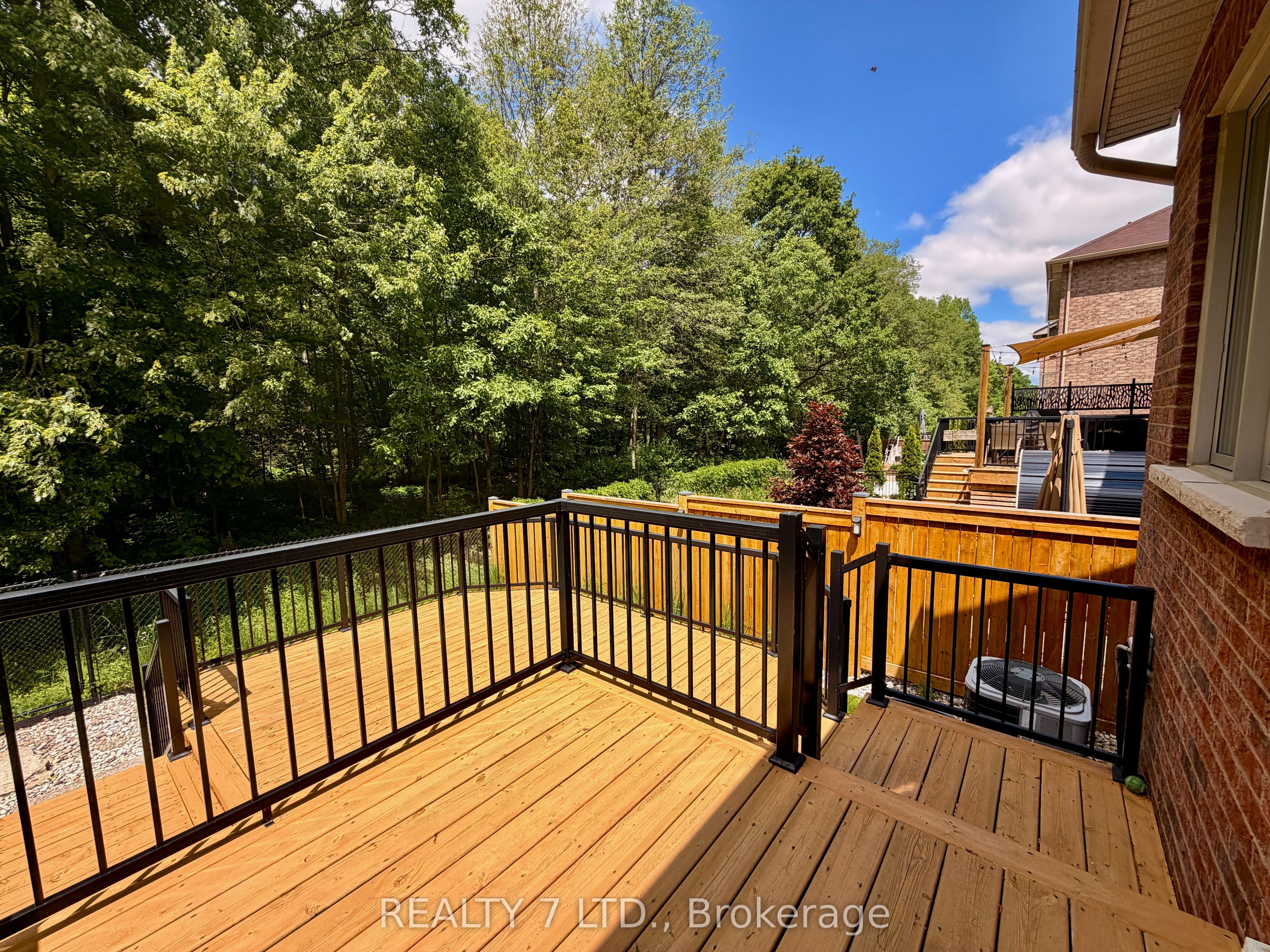 8541 Sweet Chestnut Drive Property Photo 25