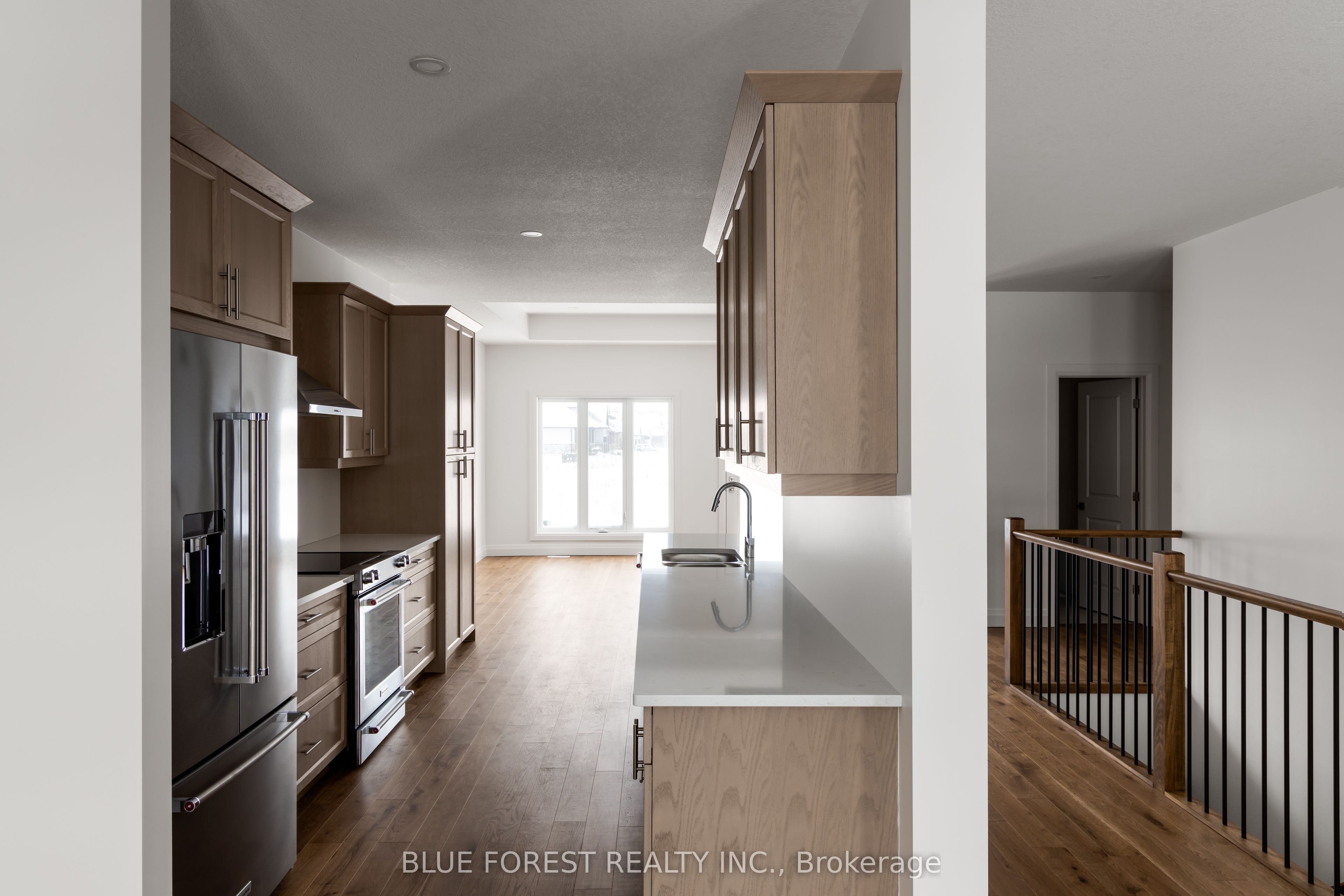 279 Boardwalk Way 4 Property Photo 3