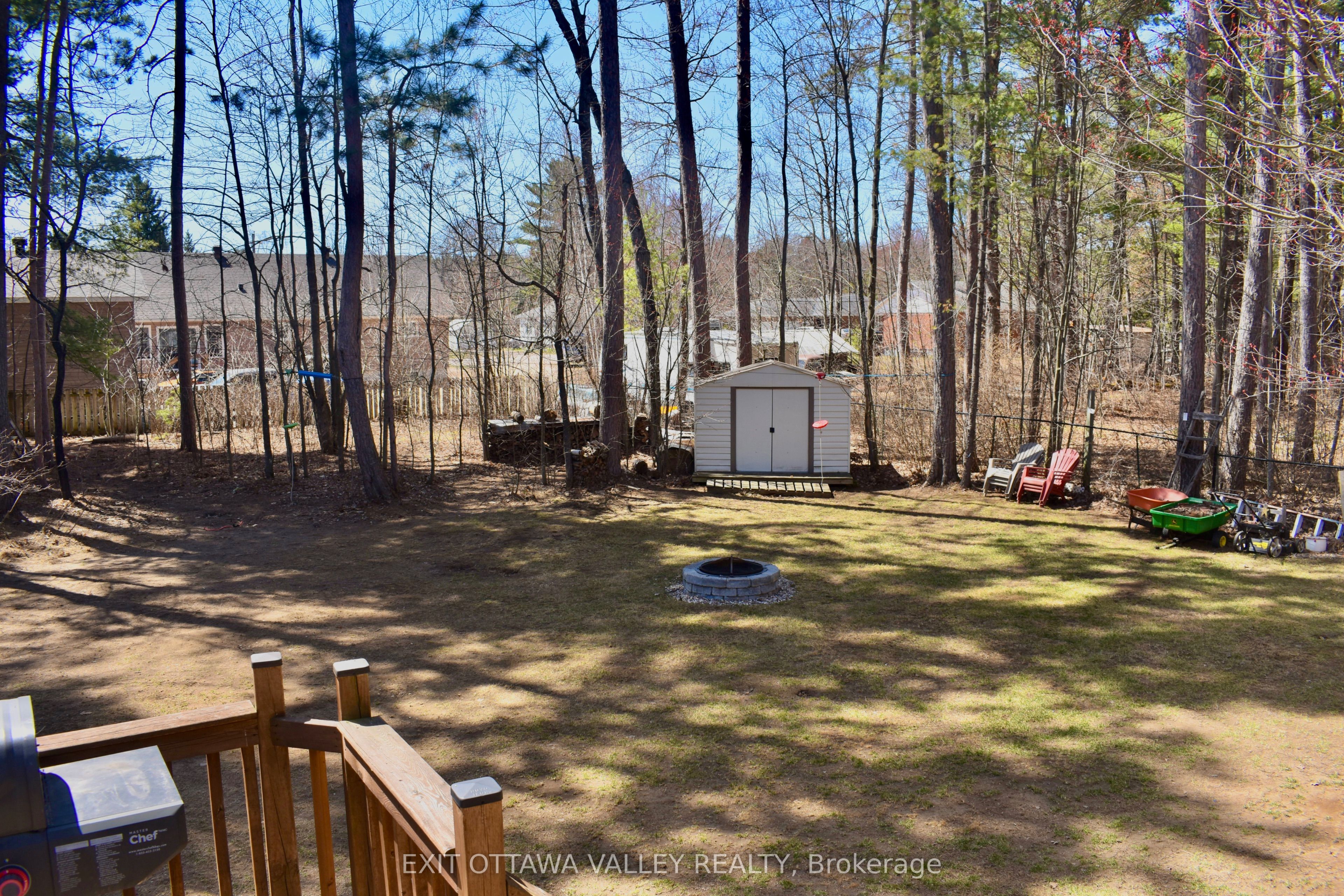 16 Heritage Drive Property Photo 27