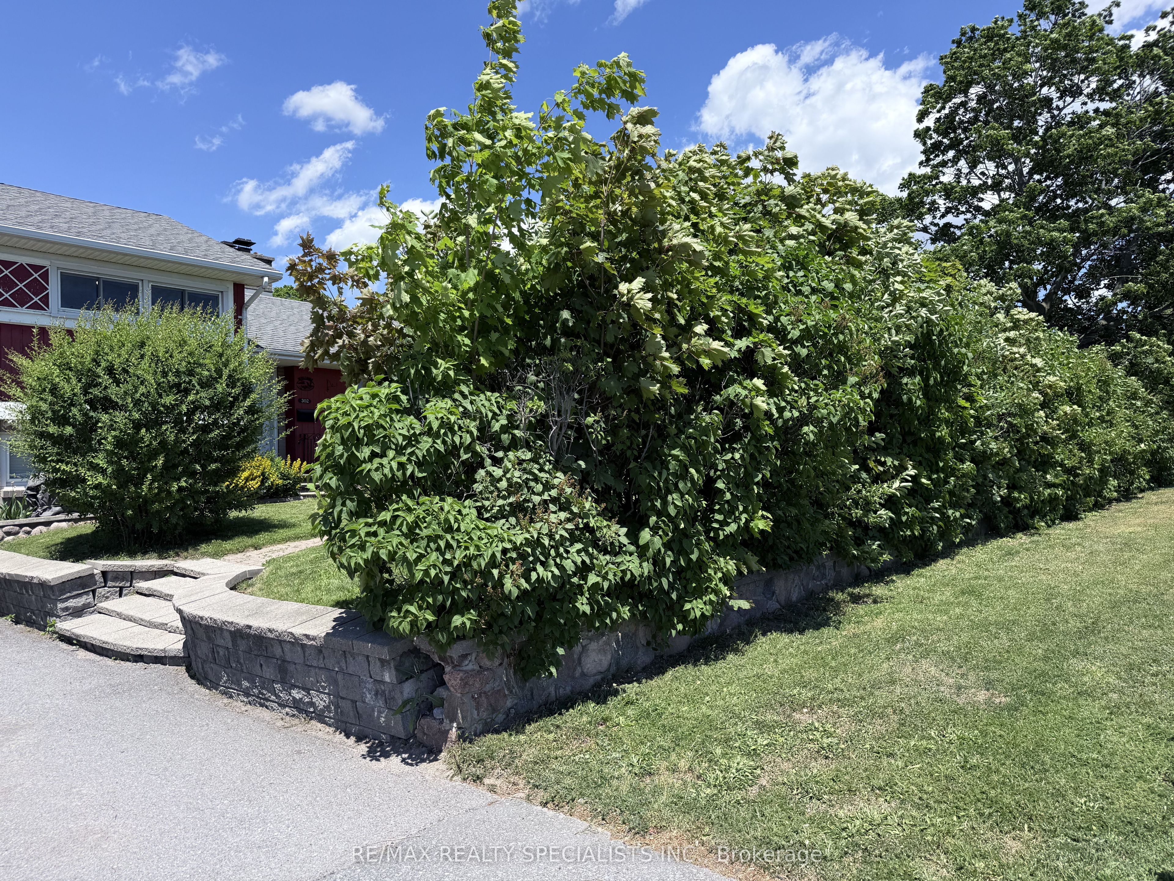 302 King Street Property Photo 45