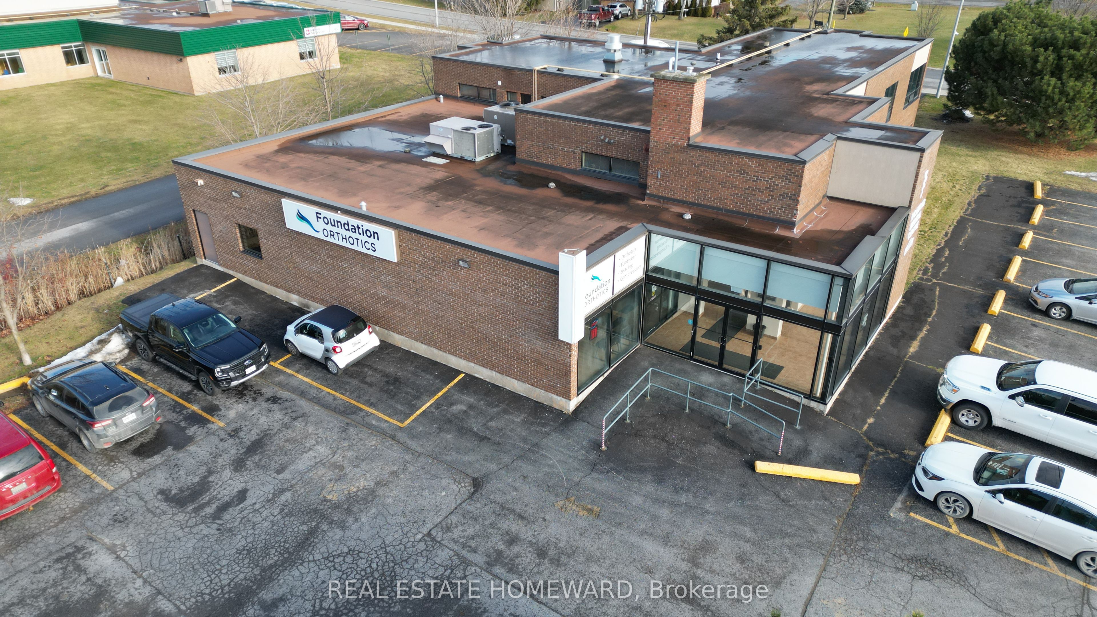 307-307a W Bridge Street W Property Photo 5