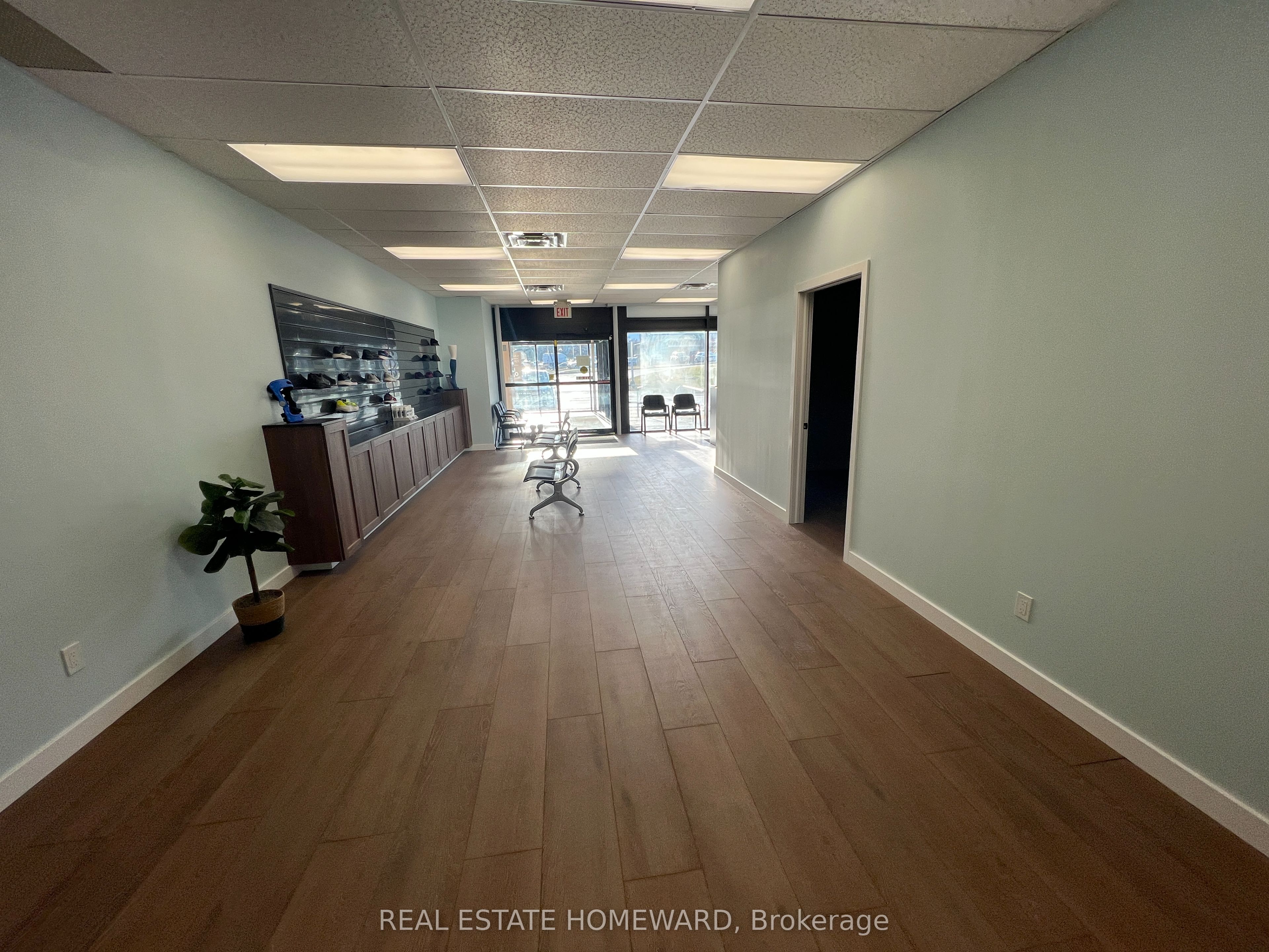 307-307a W Bridge Street W Property Photo 12