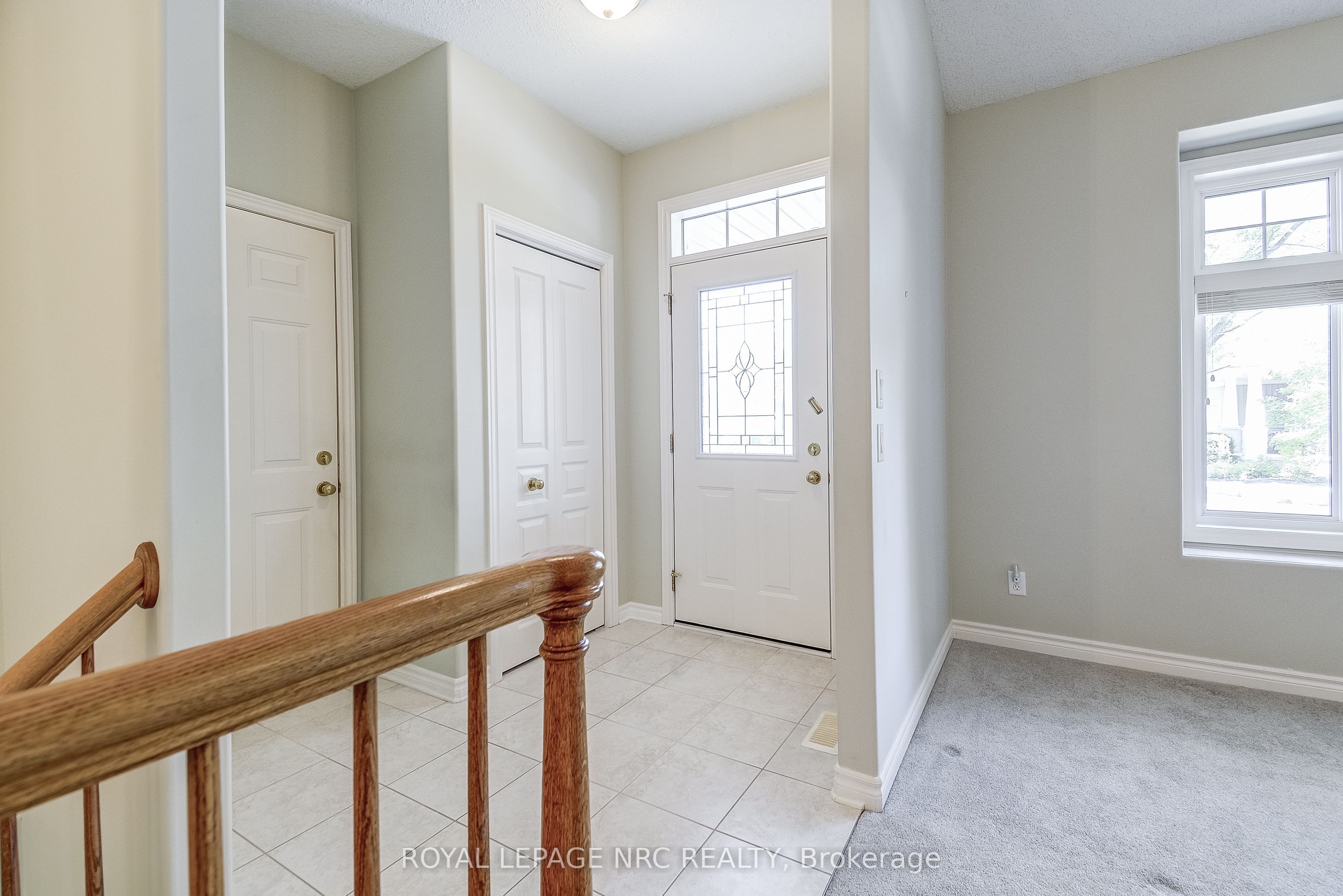 92 Loretta Drive 12 Property Photo 4