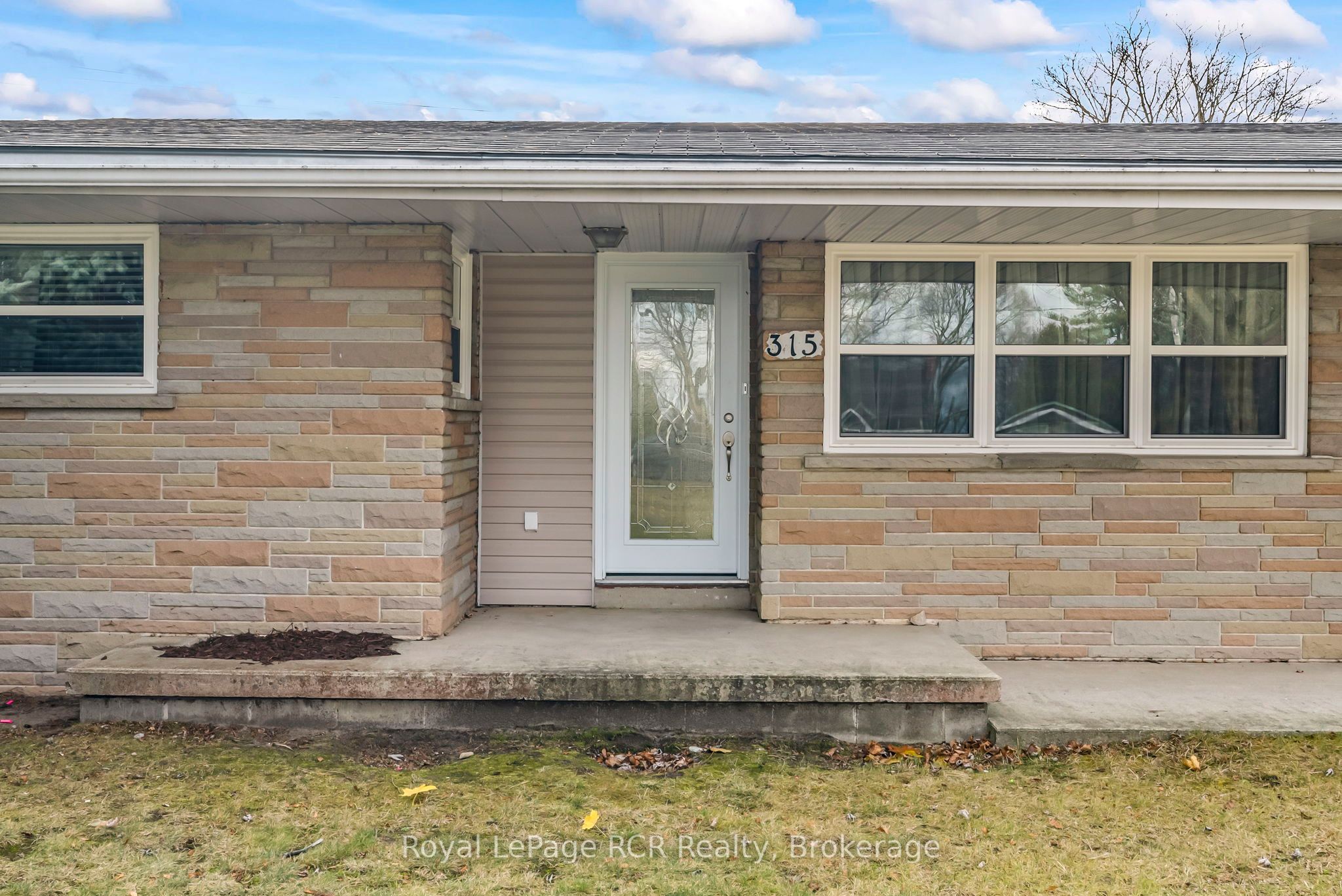 315 2nd Street Property Photo 6