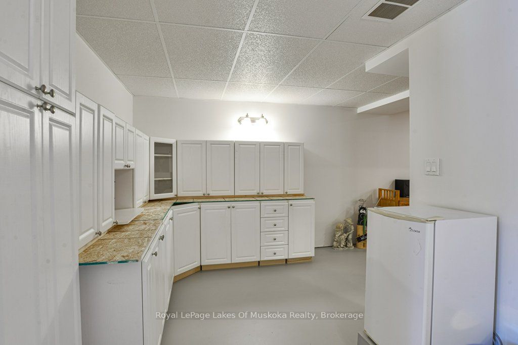 2411 Hwy. 118 E. Highway Property Photo 32