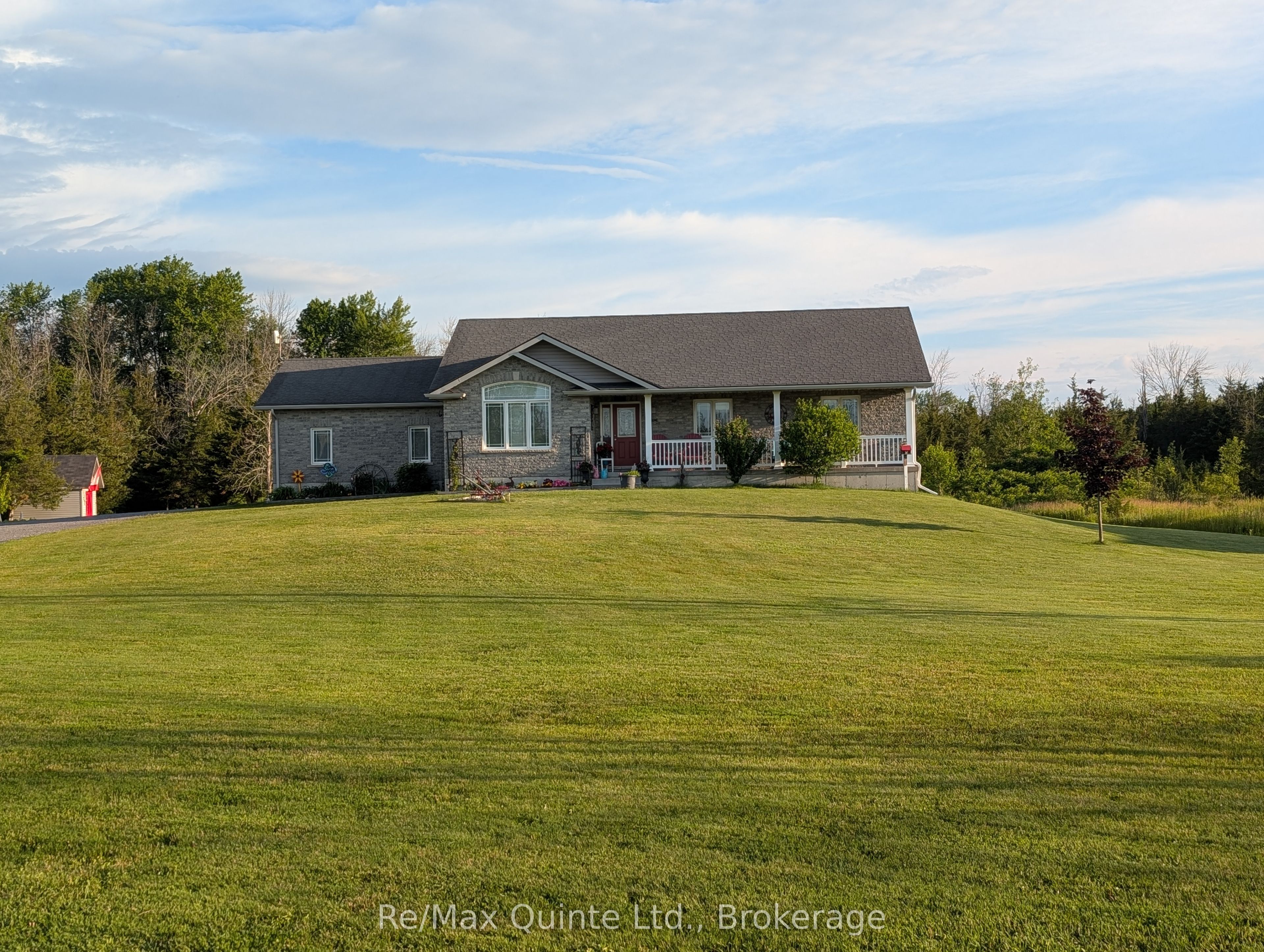 355 Mitchells Crossroad Property Photo 1