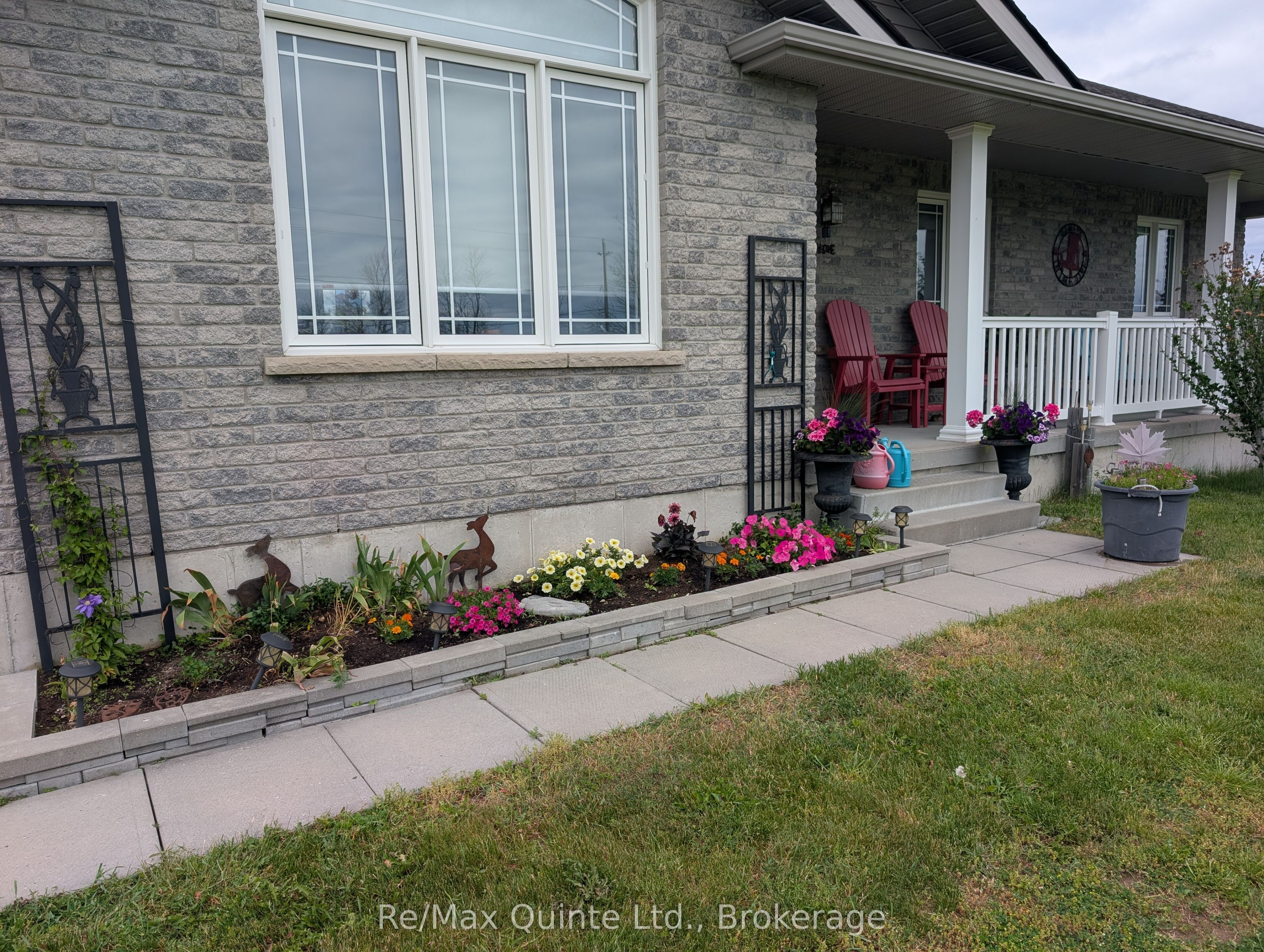 355 Mitchells Crossroad Property Photo 5