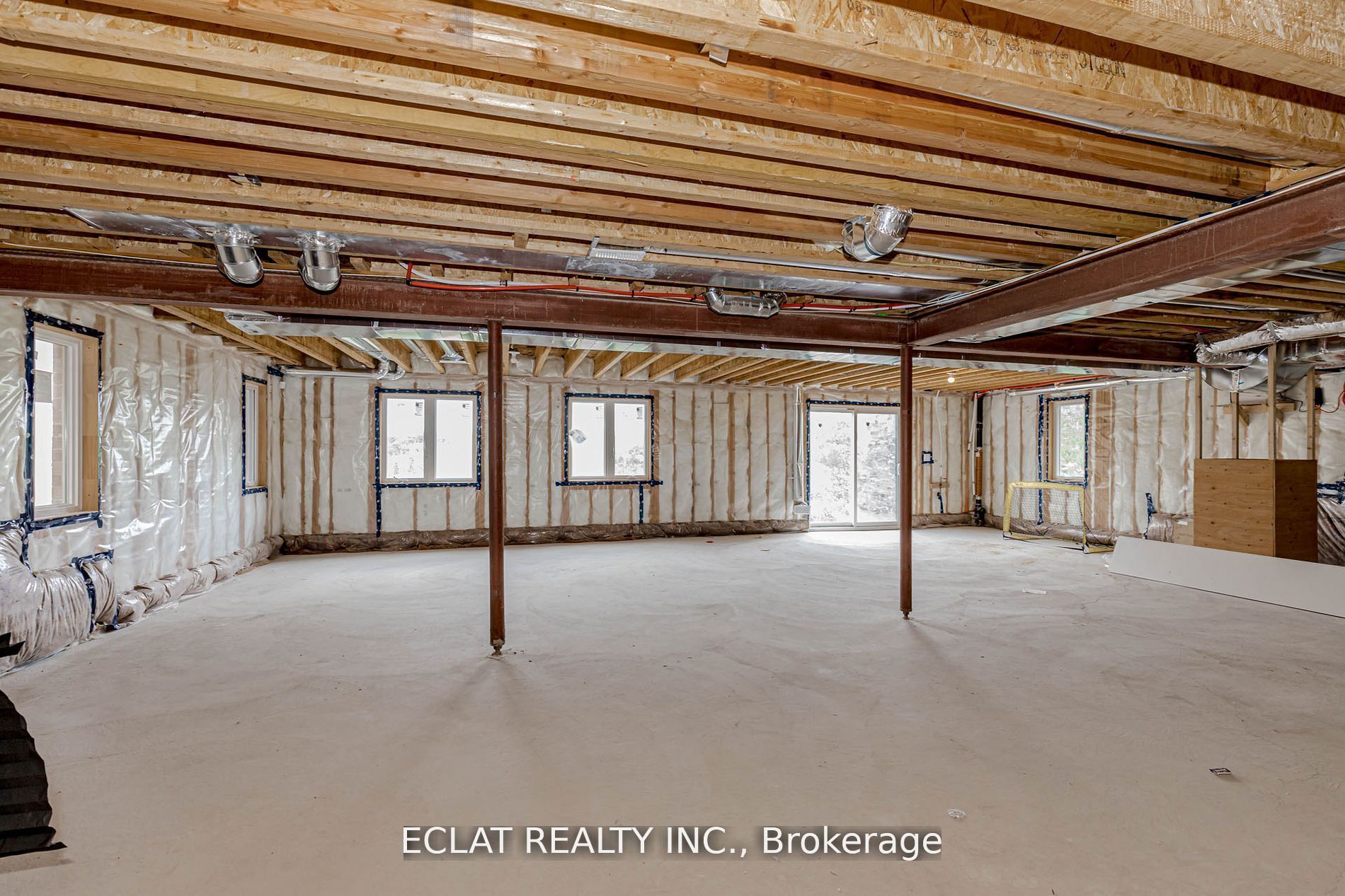 329 Russell Street Property Photo 44