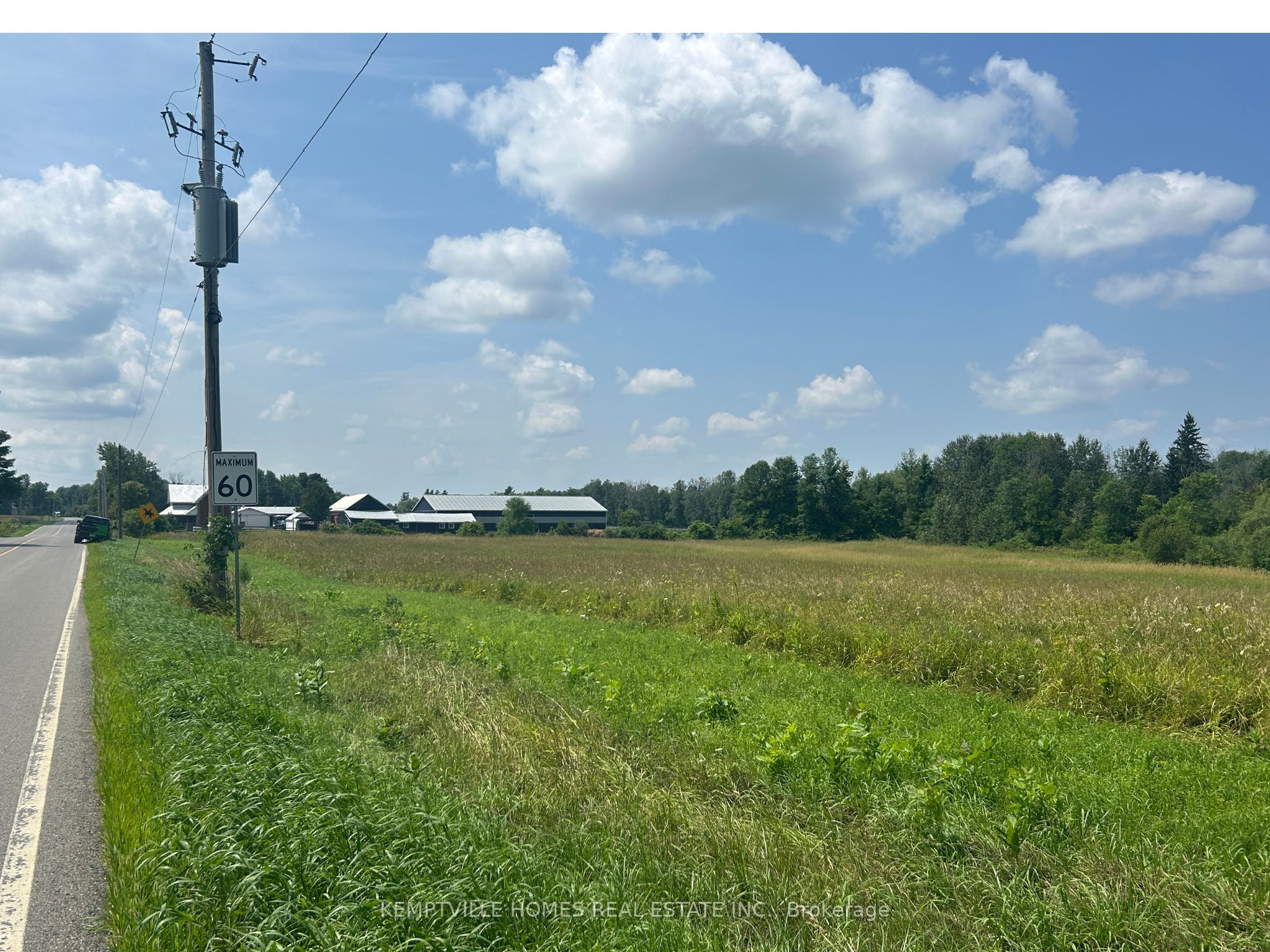 472 River Road Property Photo 4