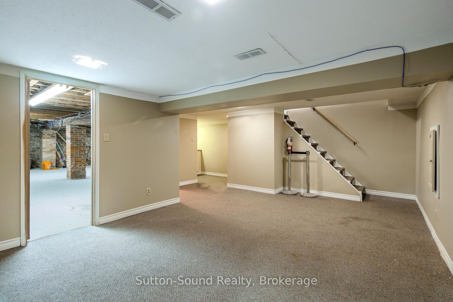 757 2nd Avenue E Property Photo 11