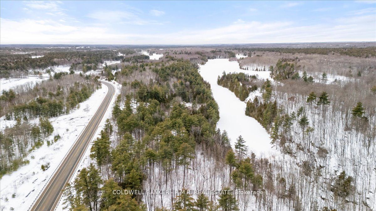 8860 County Rd 41 Property Photo 16