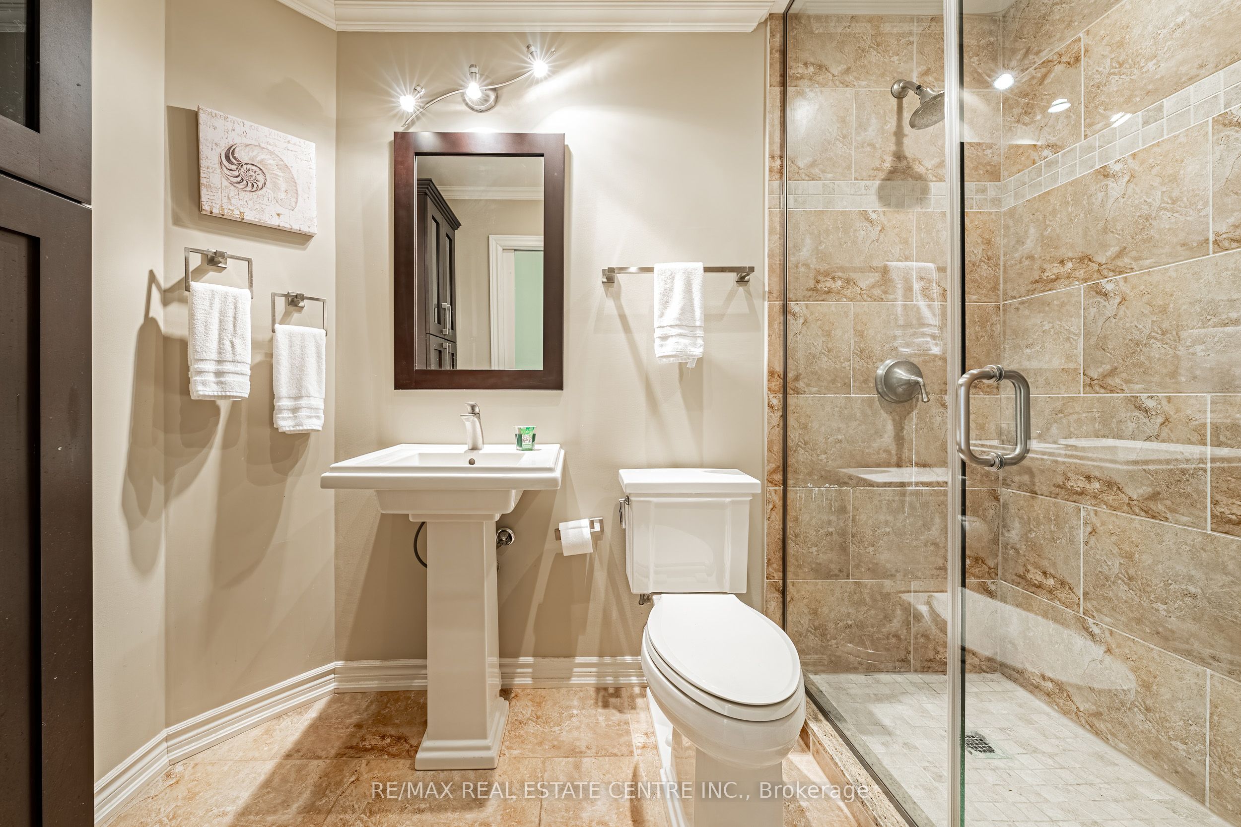 6 Iris Court Property Photo 24