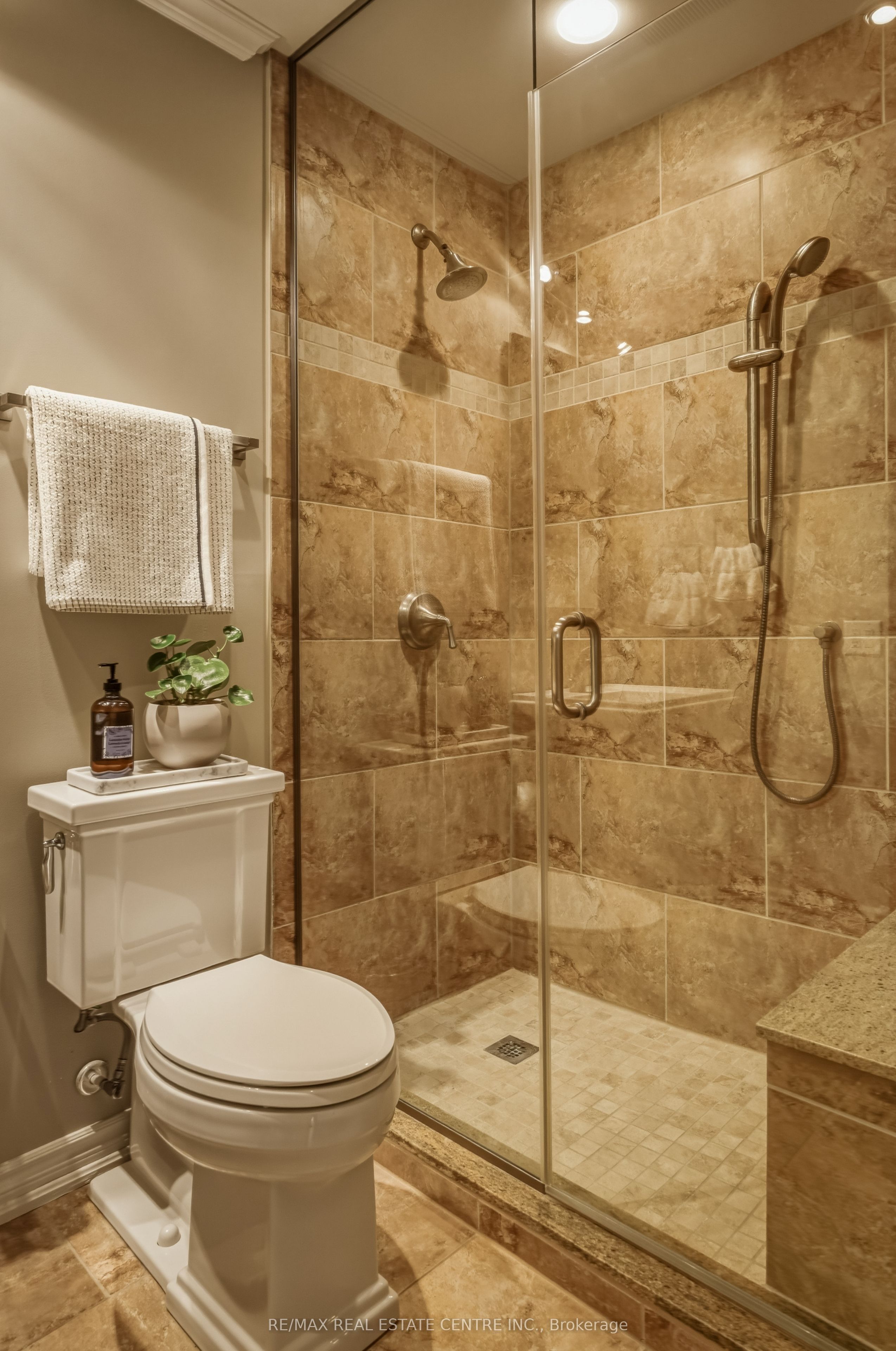 6 Iris Court Property Photo 25