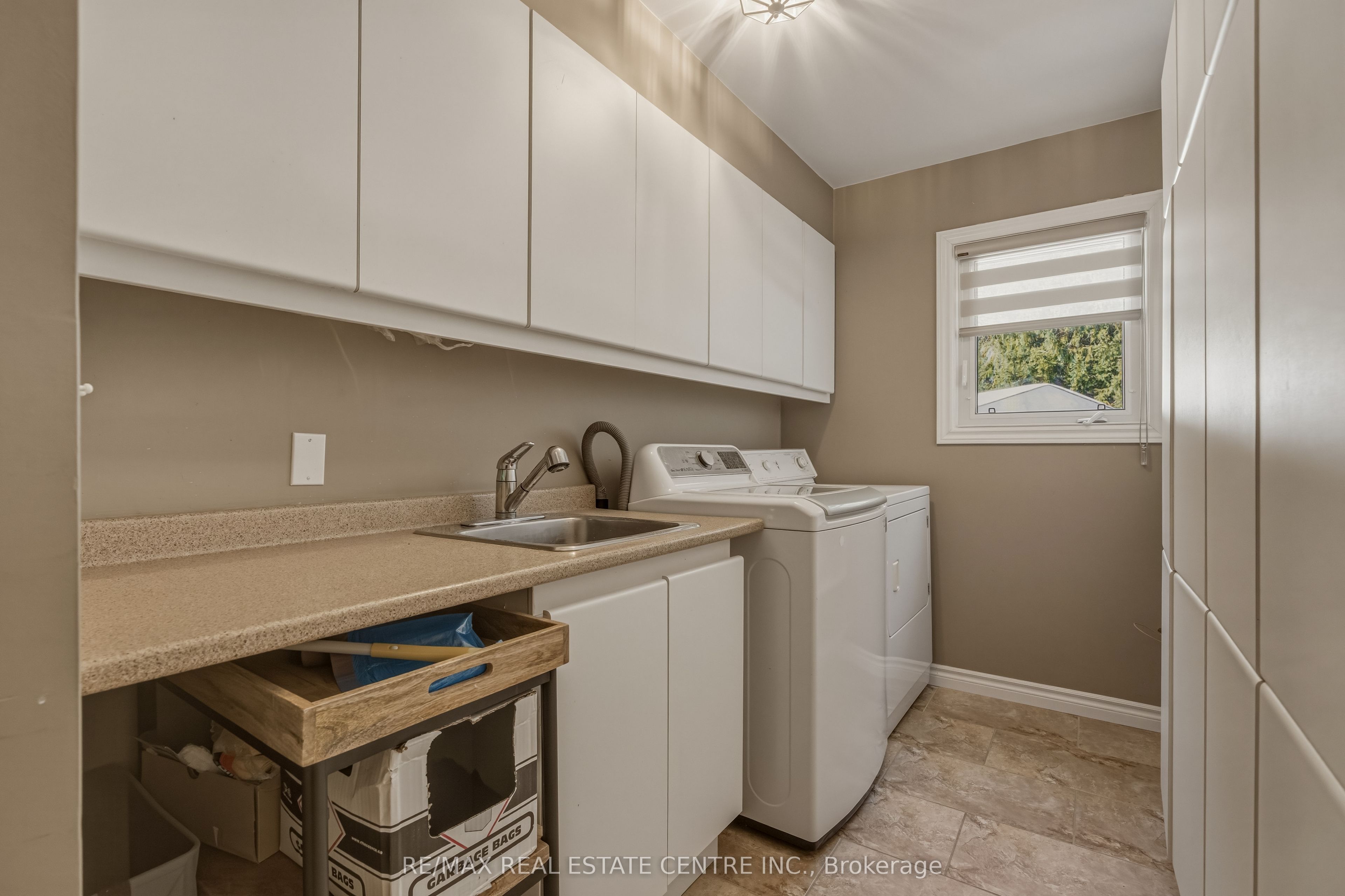 6 Iris Court Property Photo 26