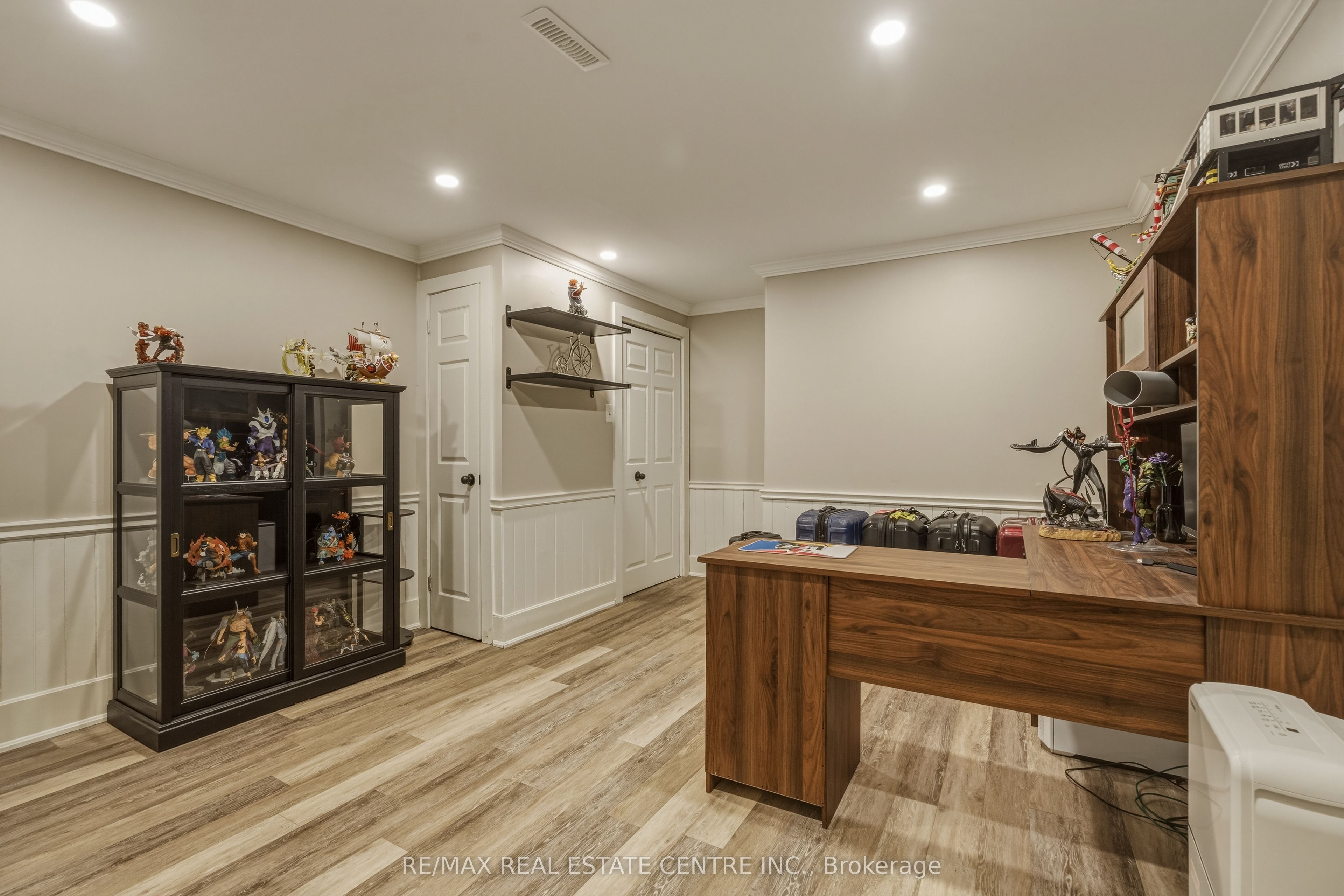 6 Iris Court Property Photo 40