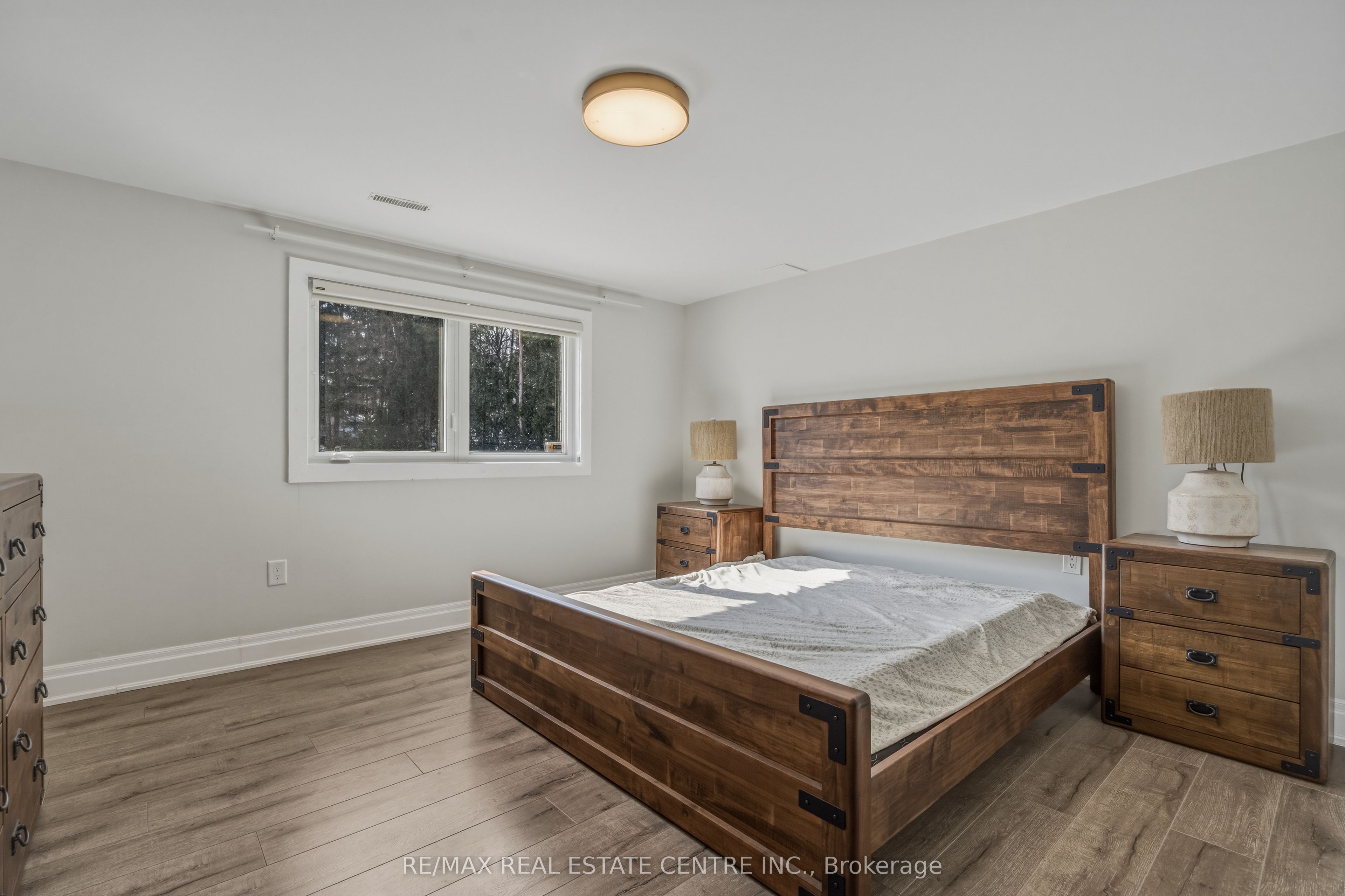 6 Iris Court Property Photo 43