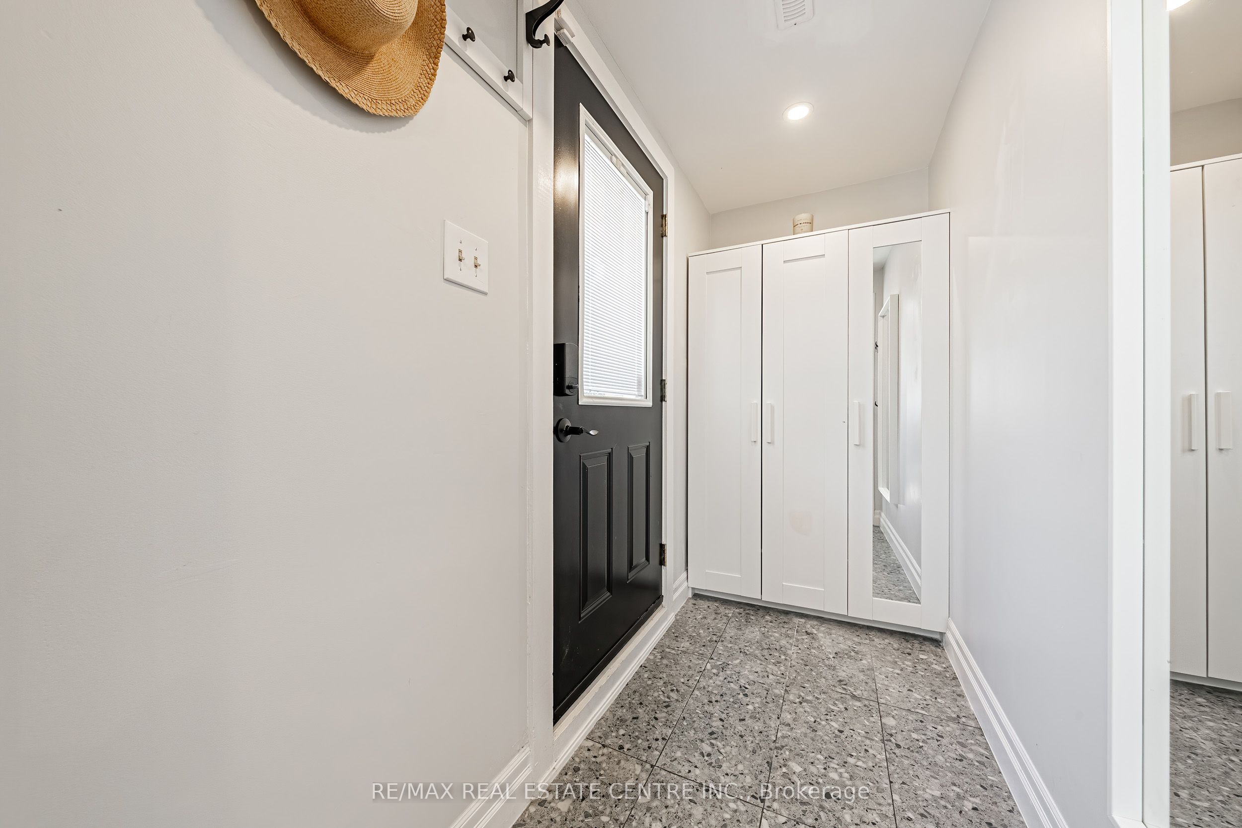 6 Iris Court Property Photo 47