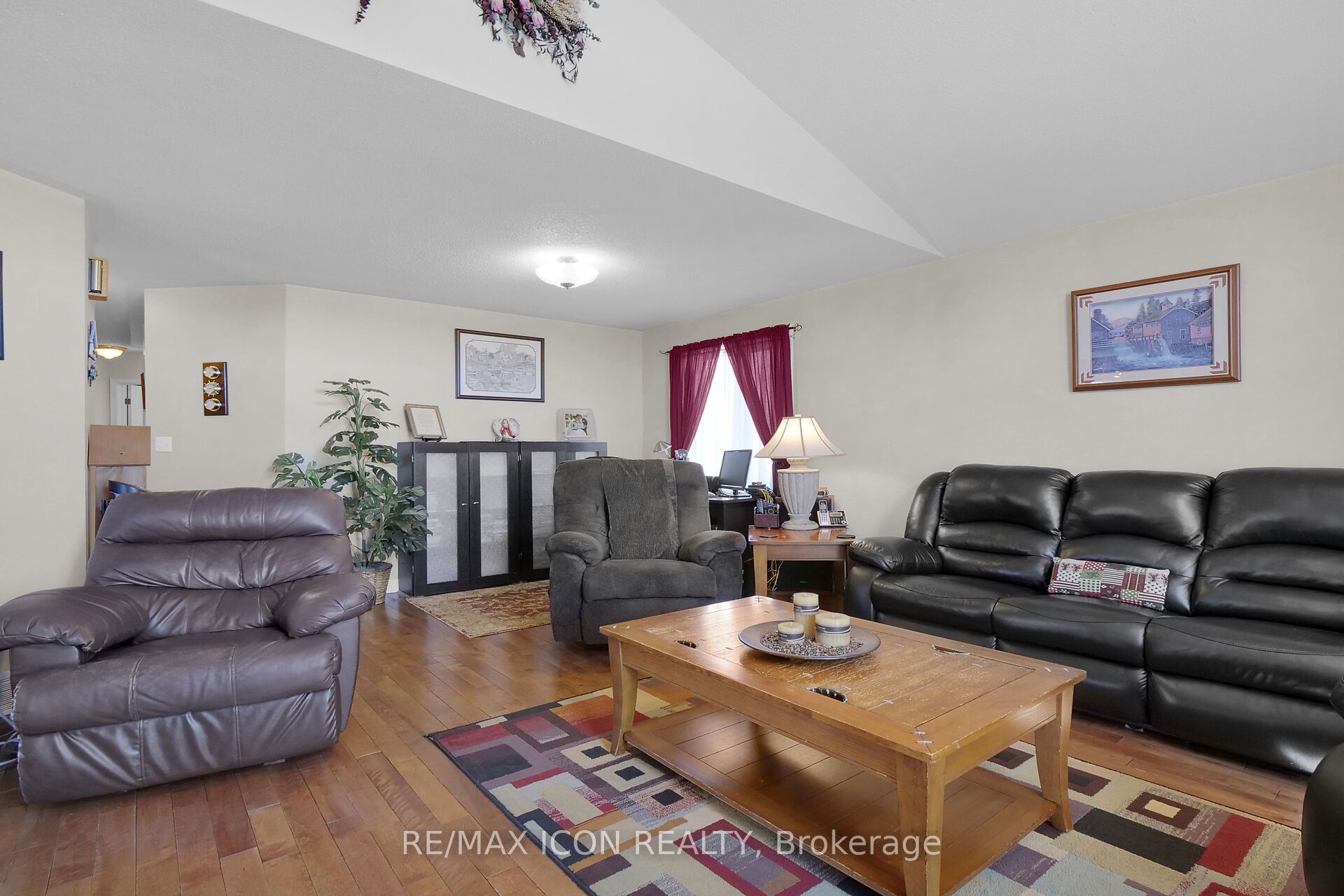 21 Lunn Lane Property Photo 14