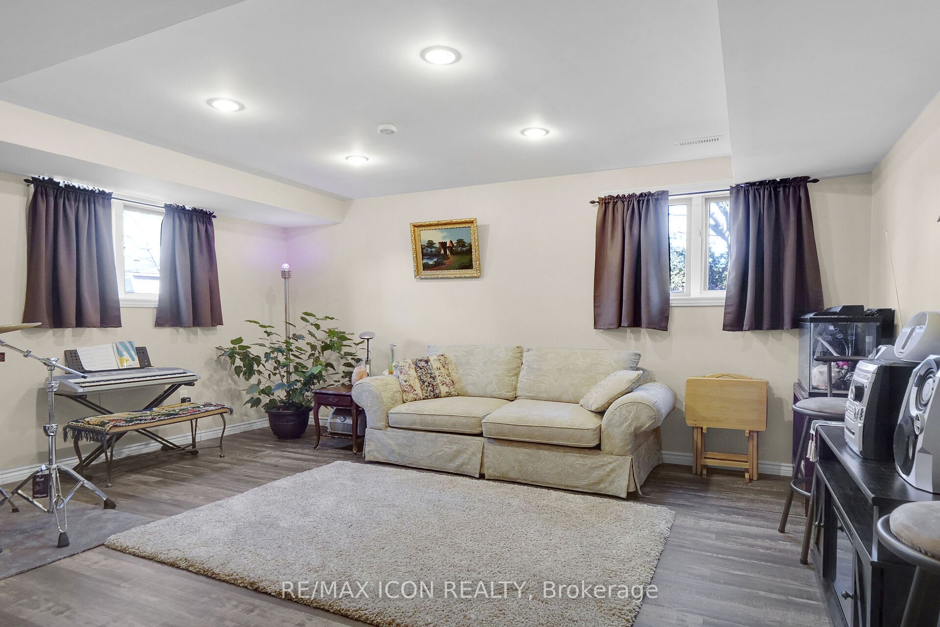 21 Lunn Lane Property Photo 32