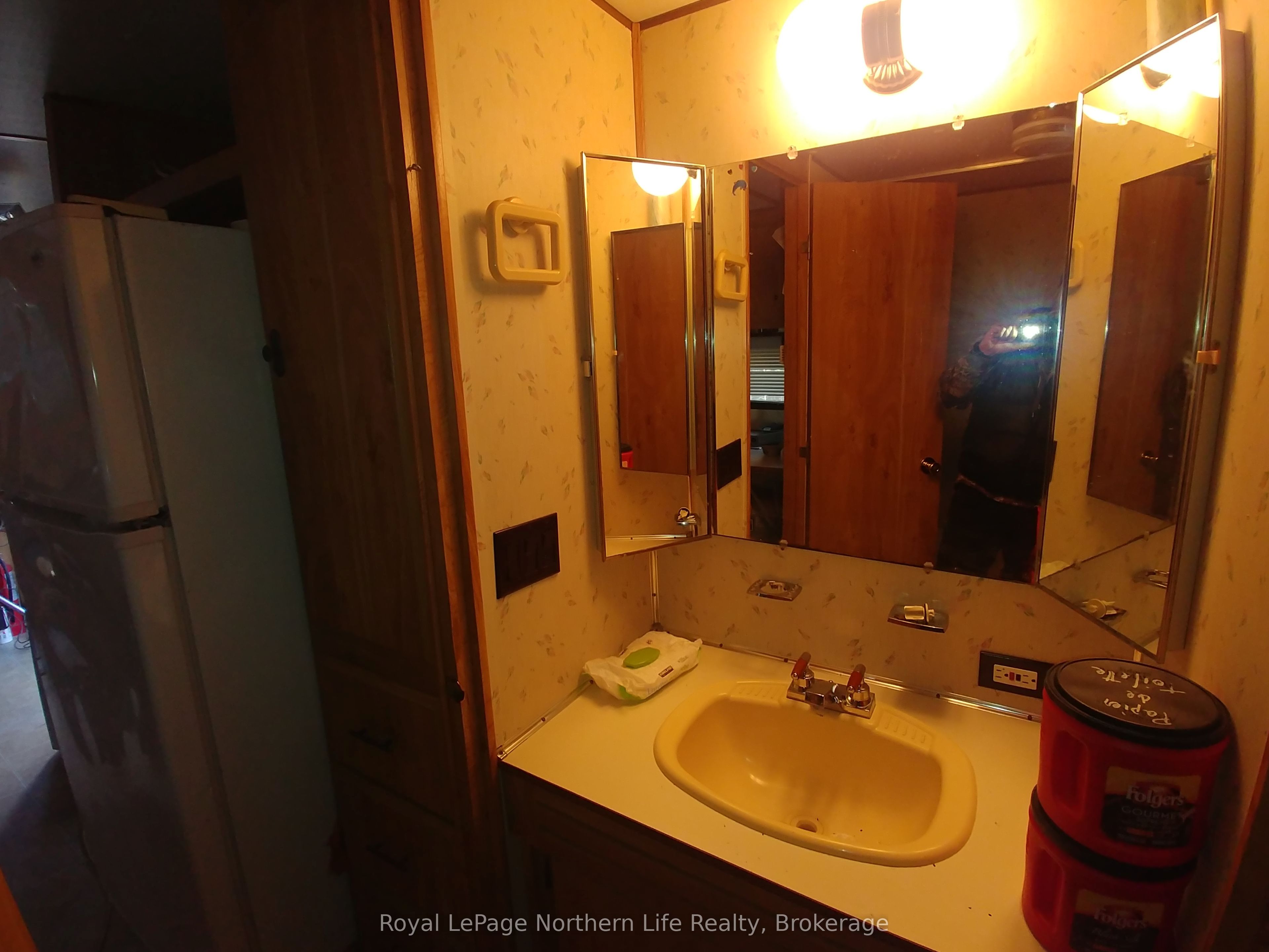 446 Burritts Road Property Photo 7