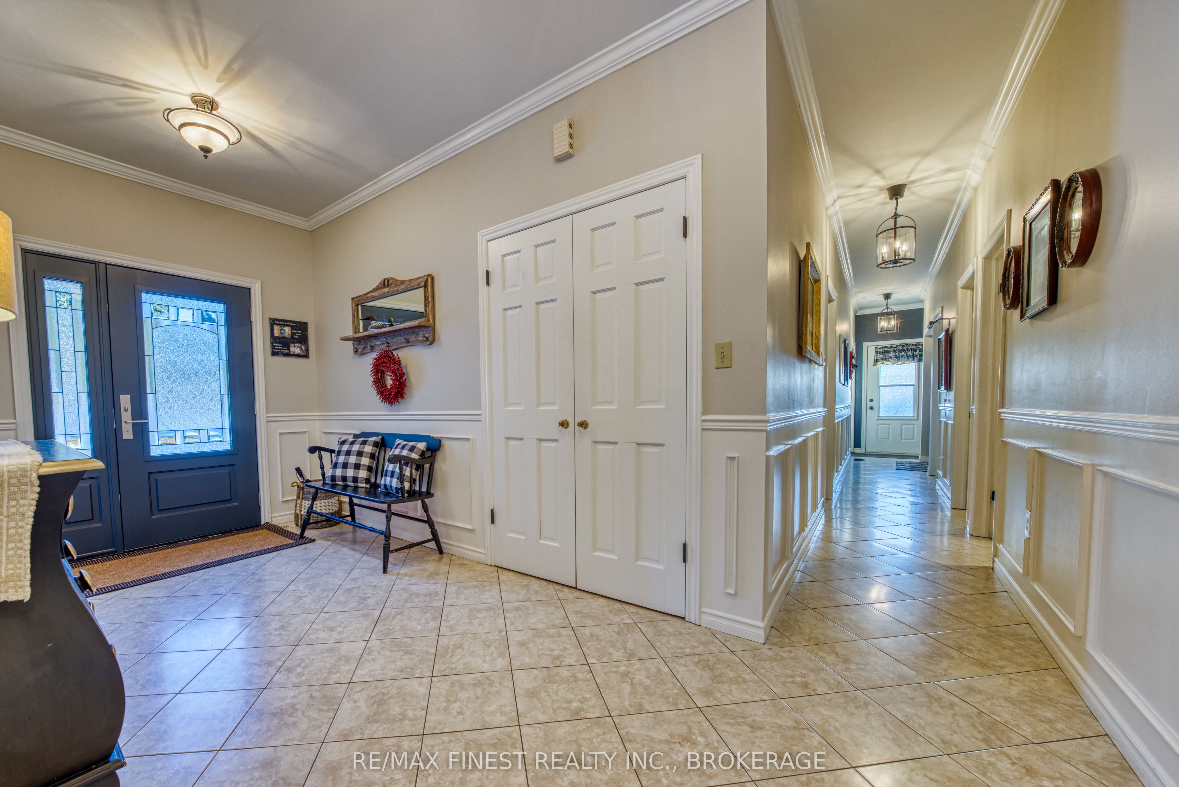 108 Grayrock Crescent Property Photo 3