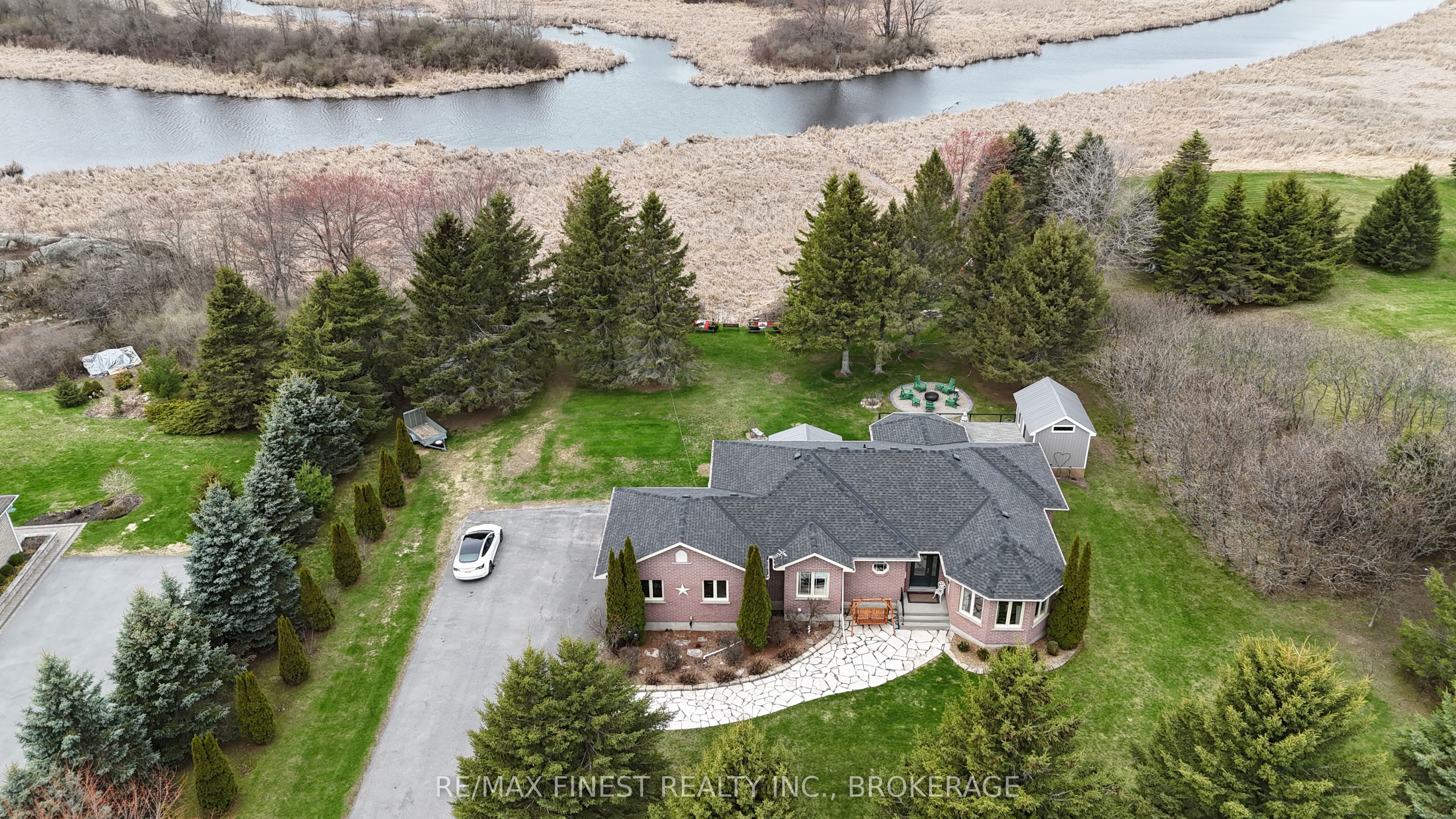 108 Grayrock Crescent Property Photo 37