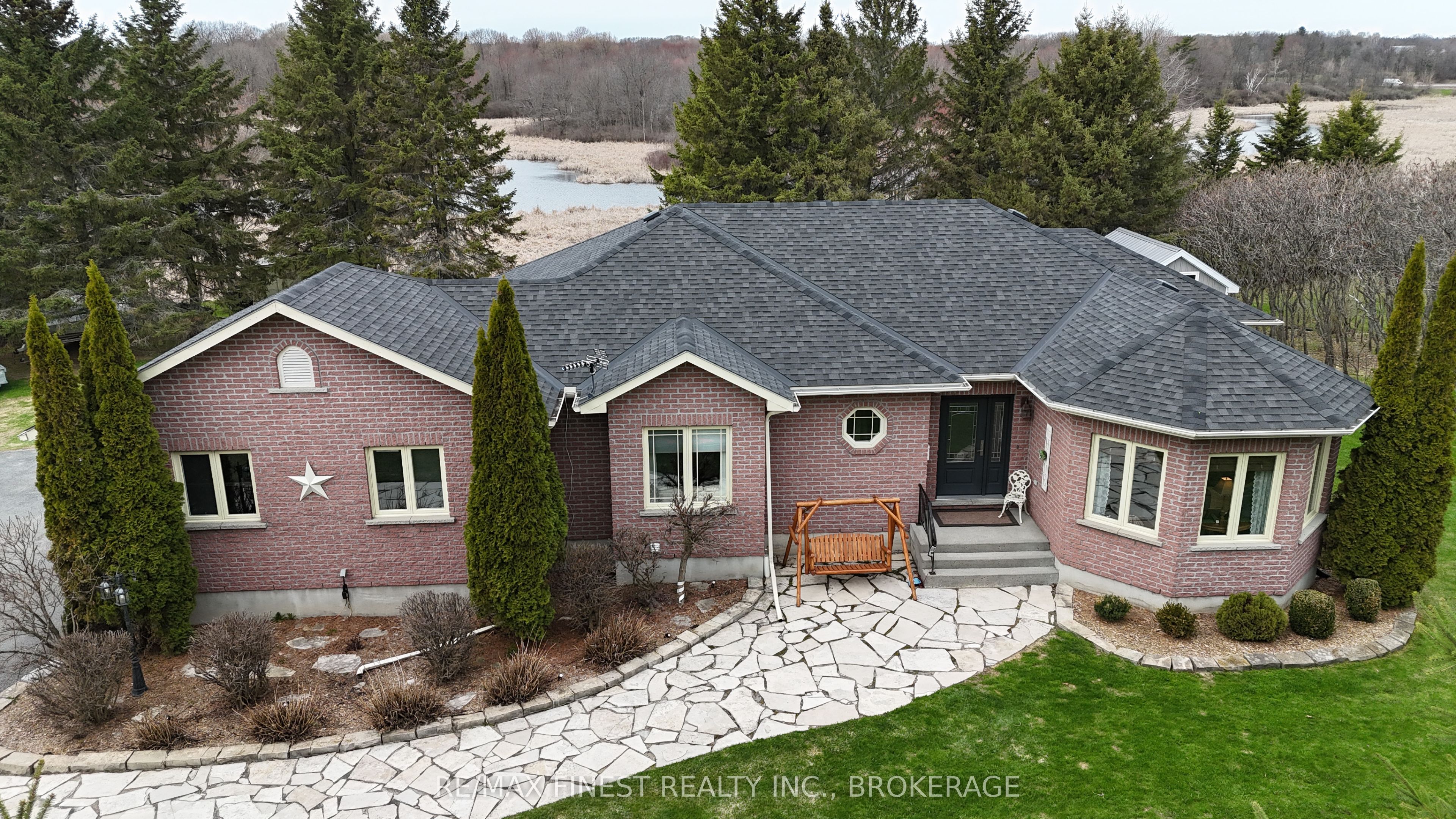 108 Grayrock Crescent Property Photo 38