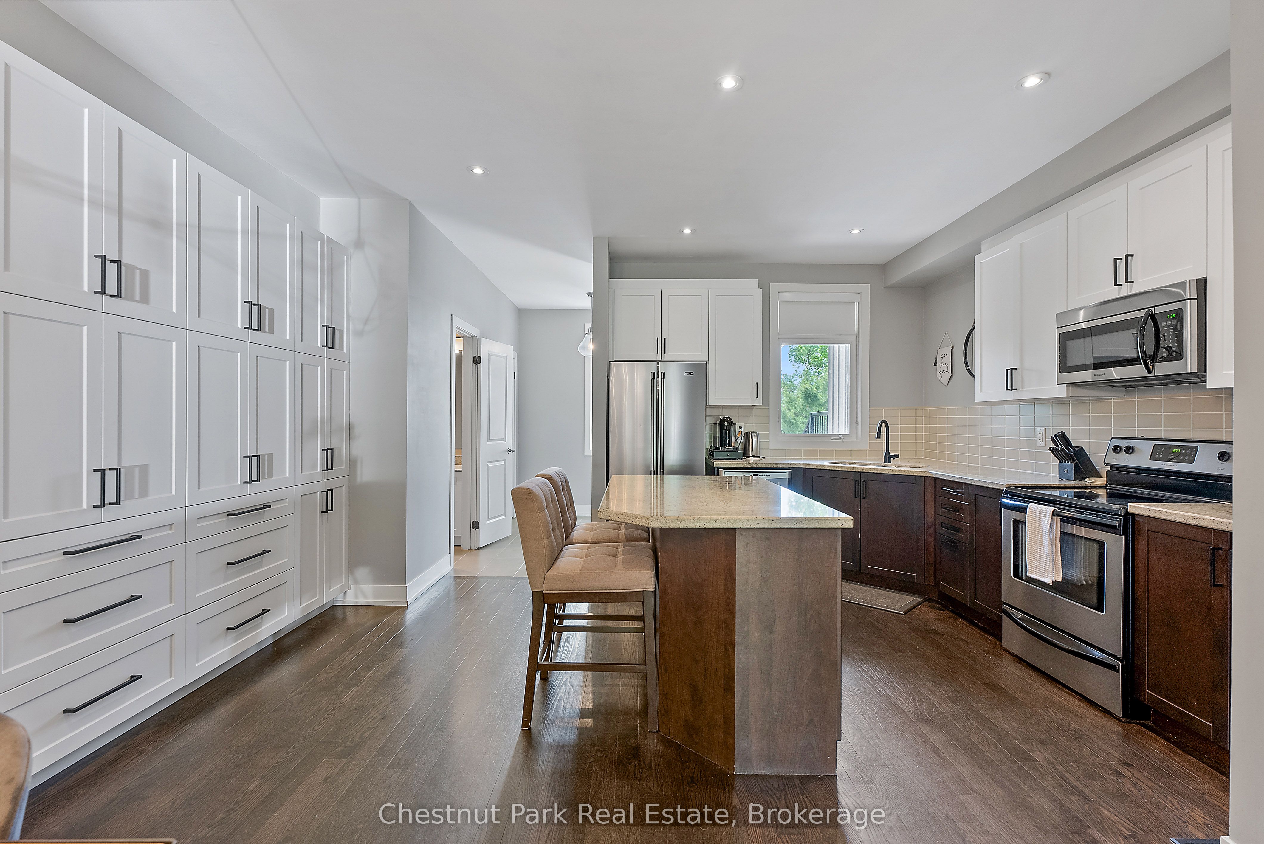 61 Rockmount Crescent Property Photo 6