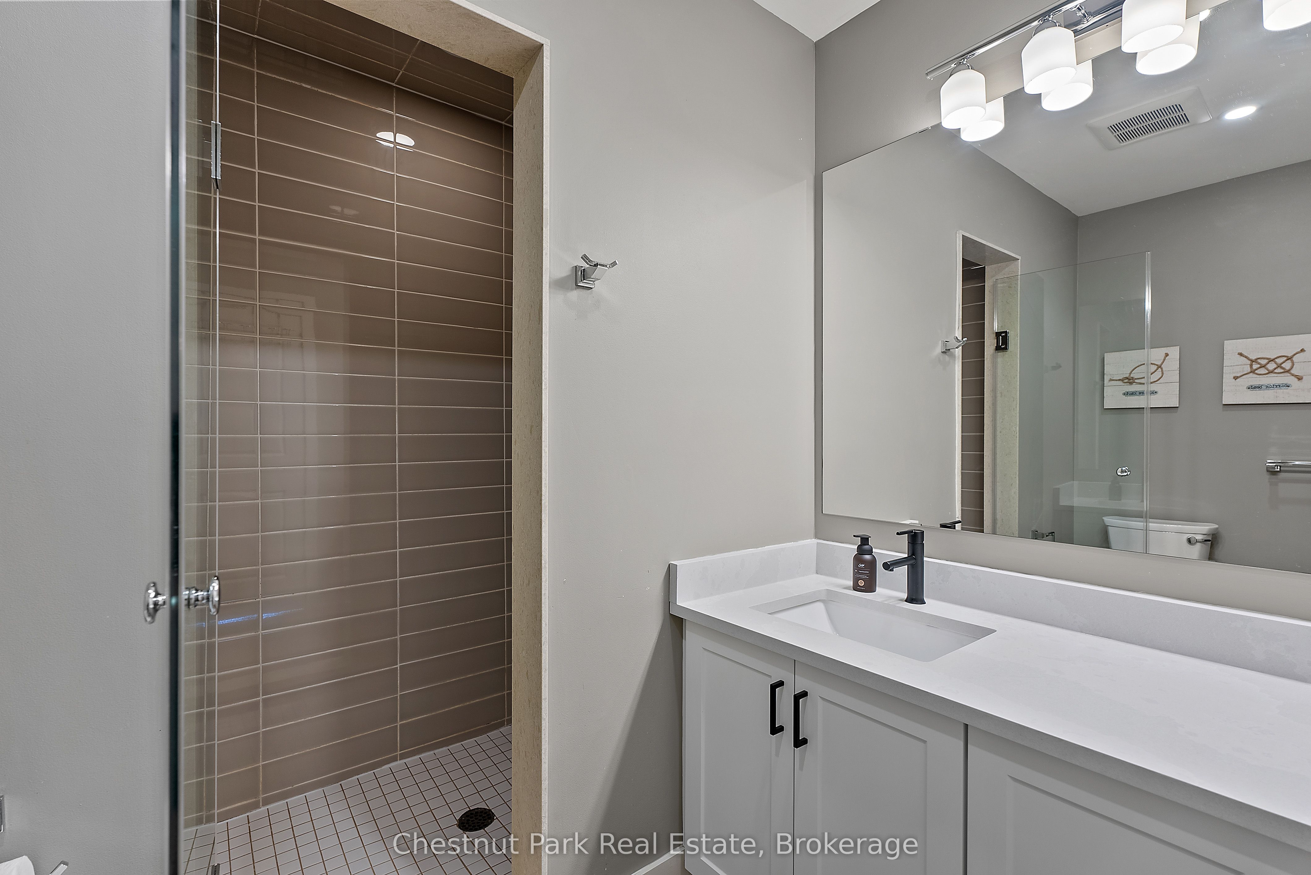 61 Rockmount Crescent Property Photo 20