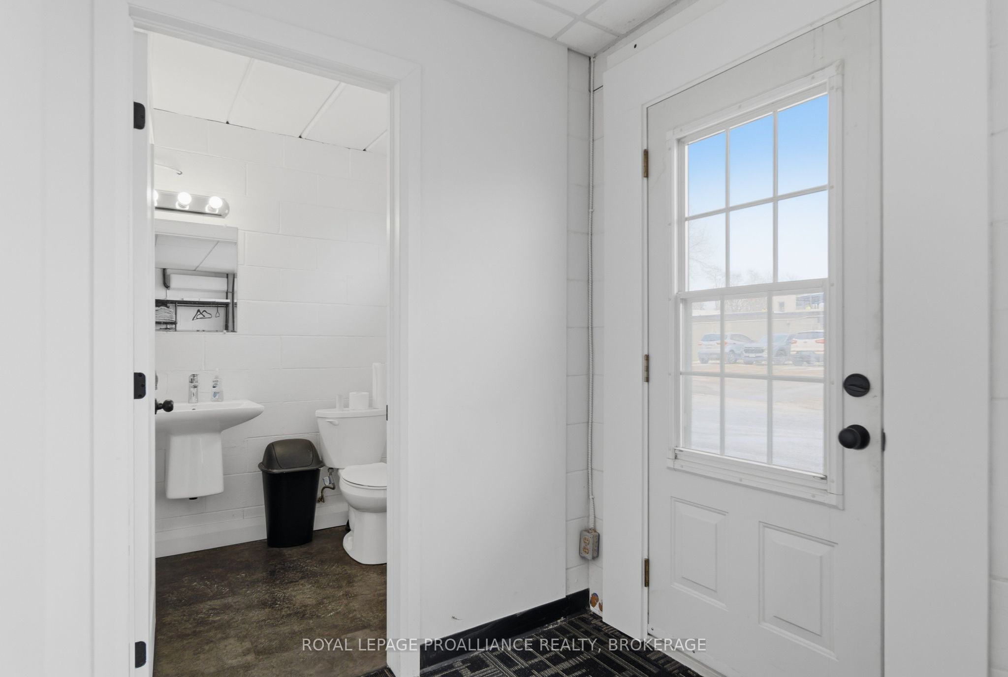 1768 Bath Road Property Photo 18