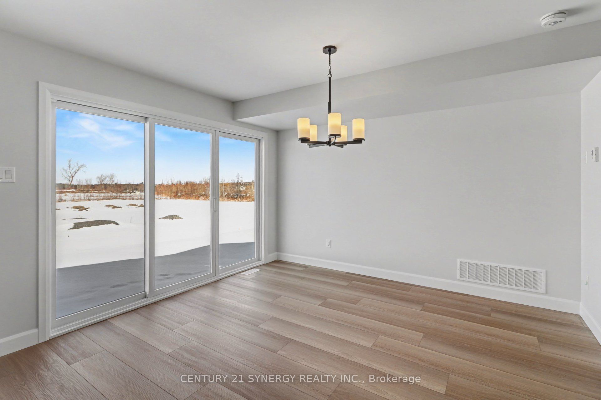 69 Villeneuve Street Property Photo 12