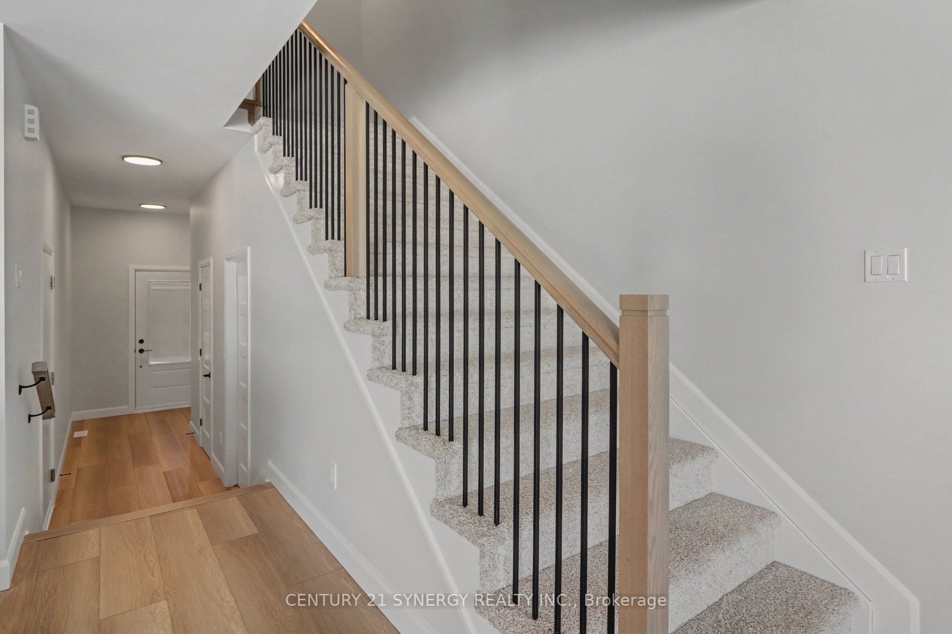 69 Villeneuve Street Property Photo 17