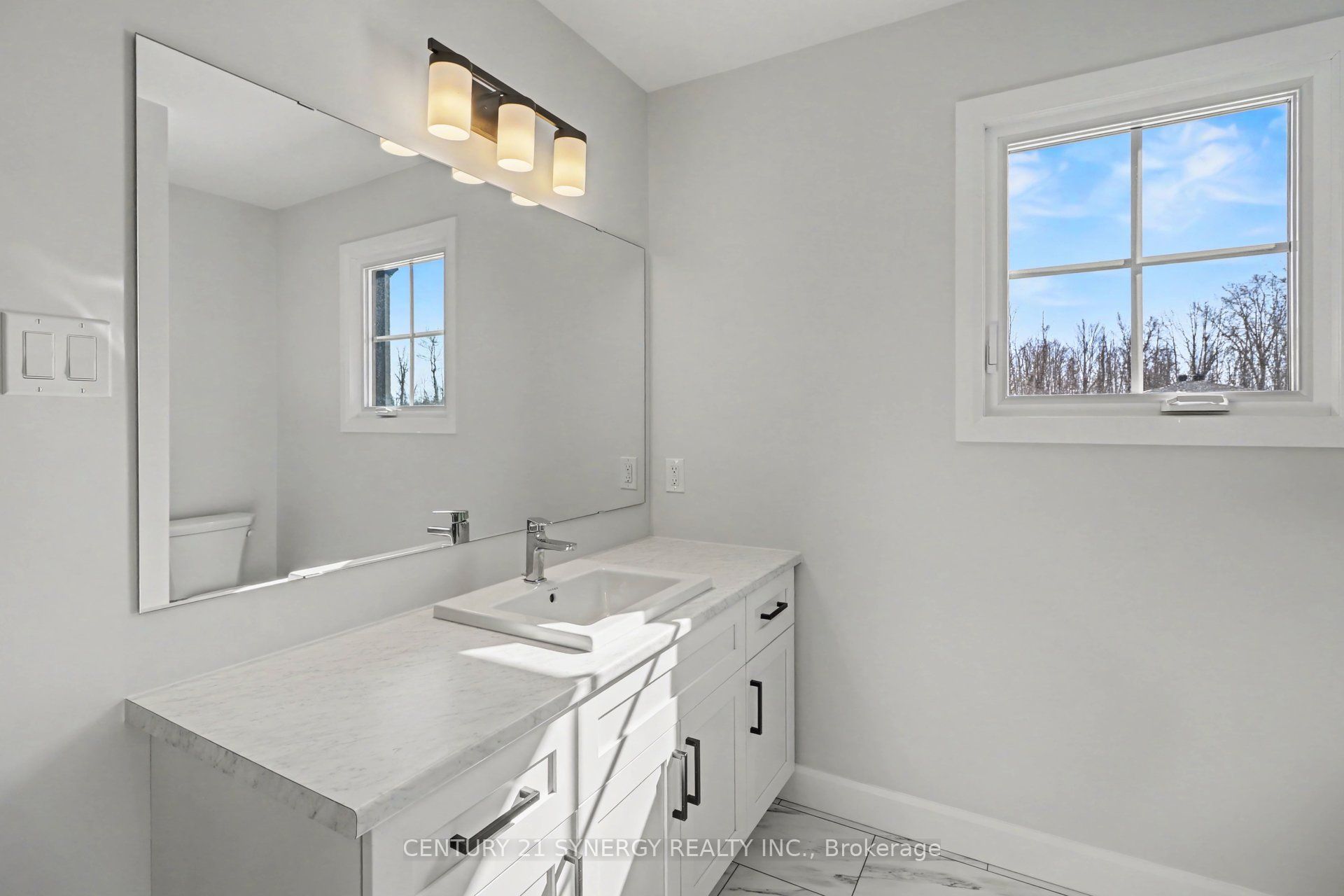 69 Villeneuve Street Property Photo 31