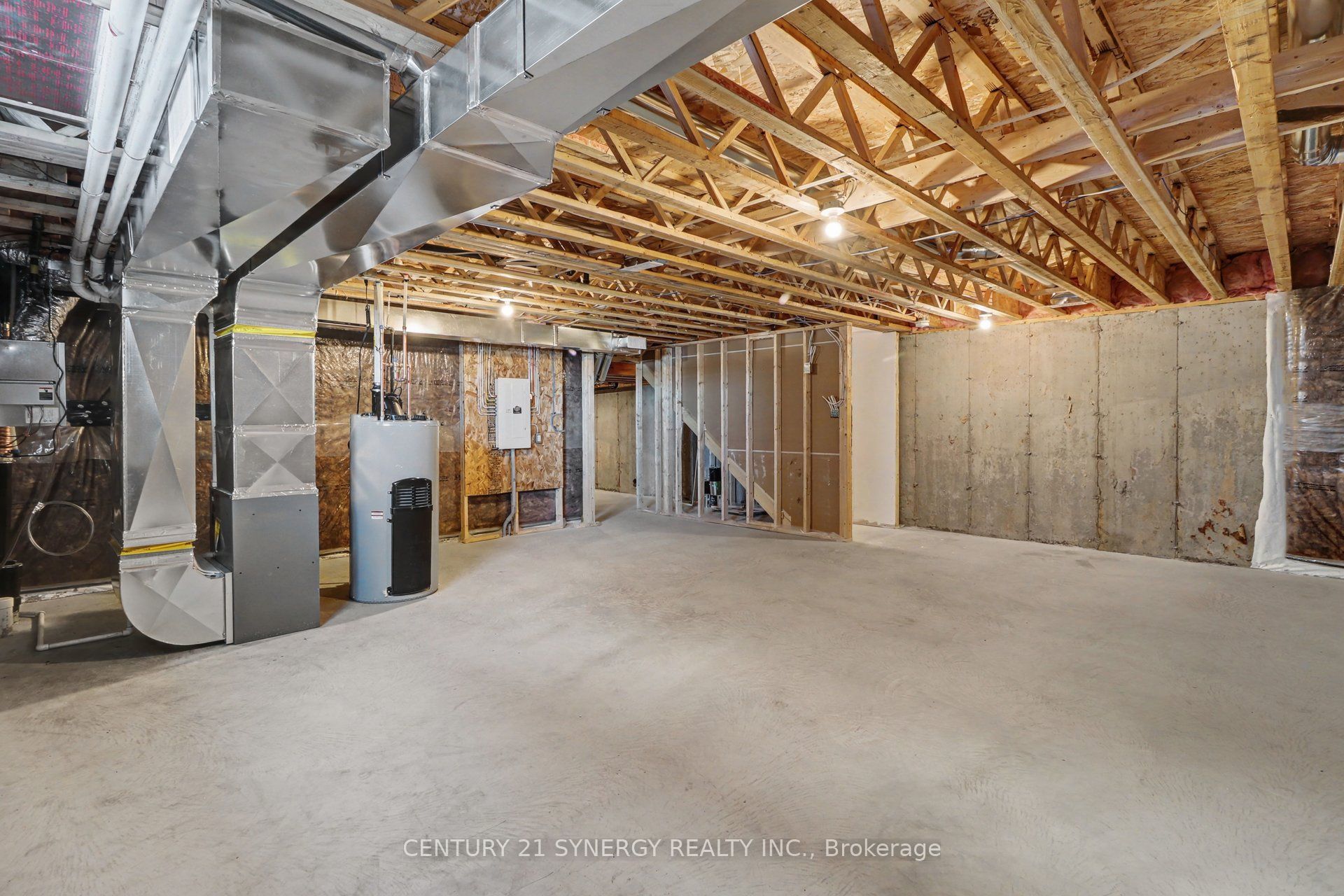 69 Villeneuve Street Property Photo 32