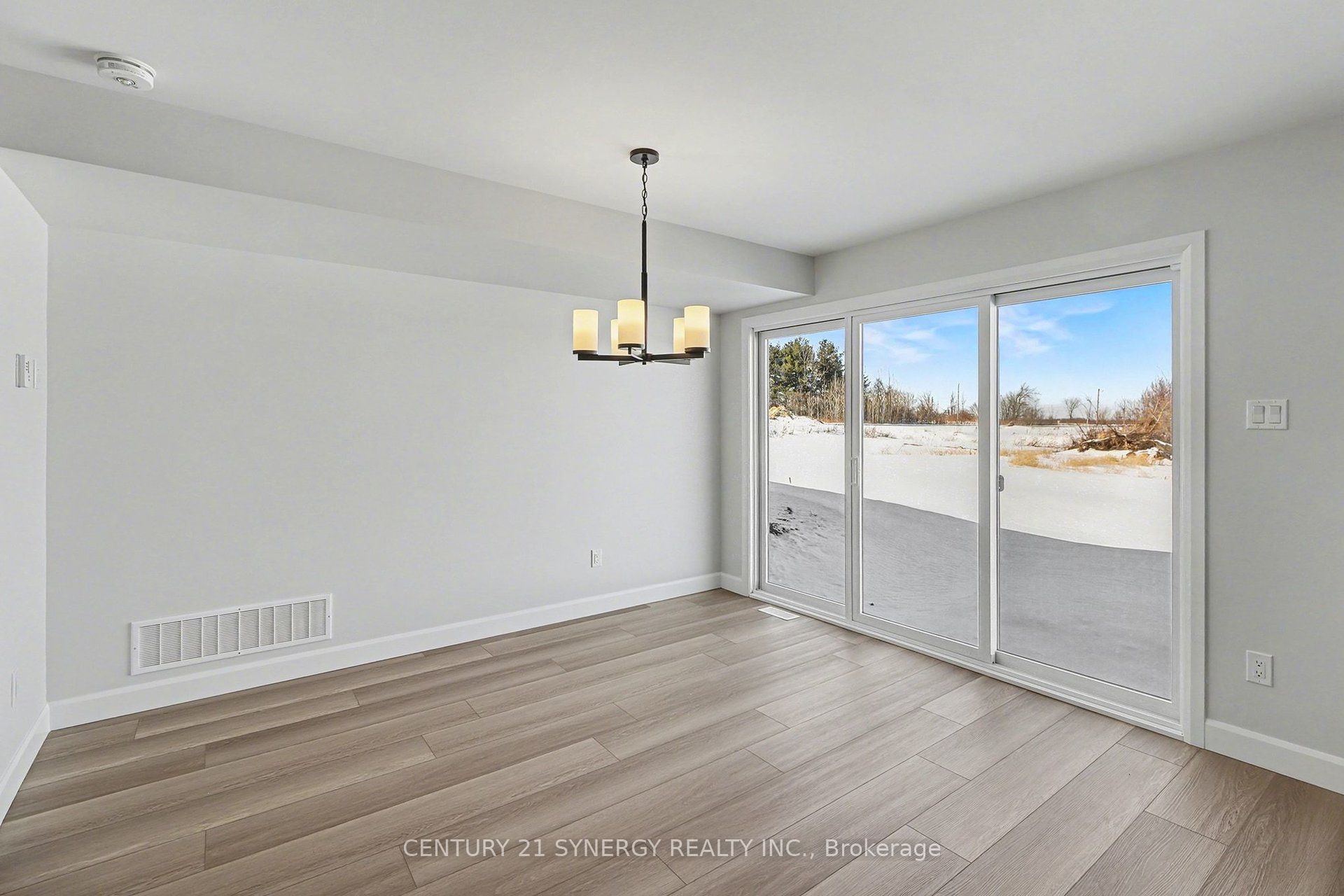67 Villeneuve Street Property Photo 12