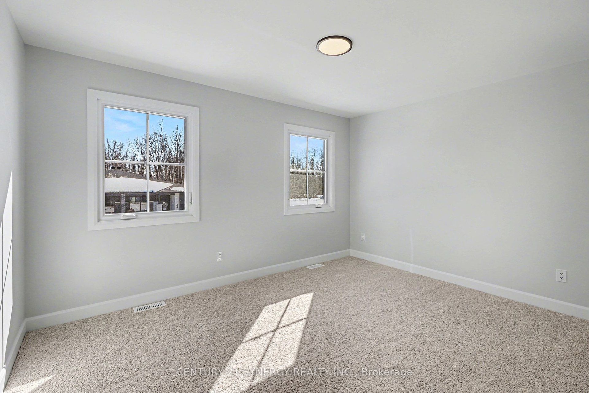 67 Villeneuve Street Property Photo 26