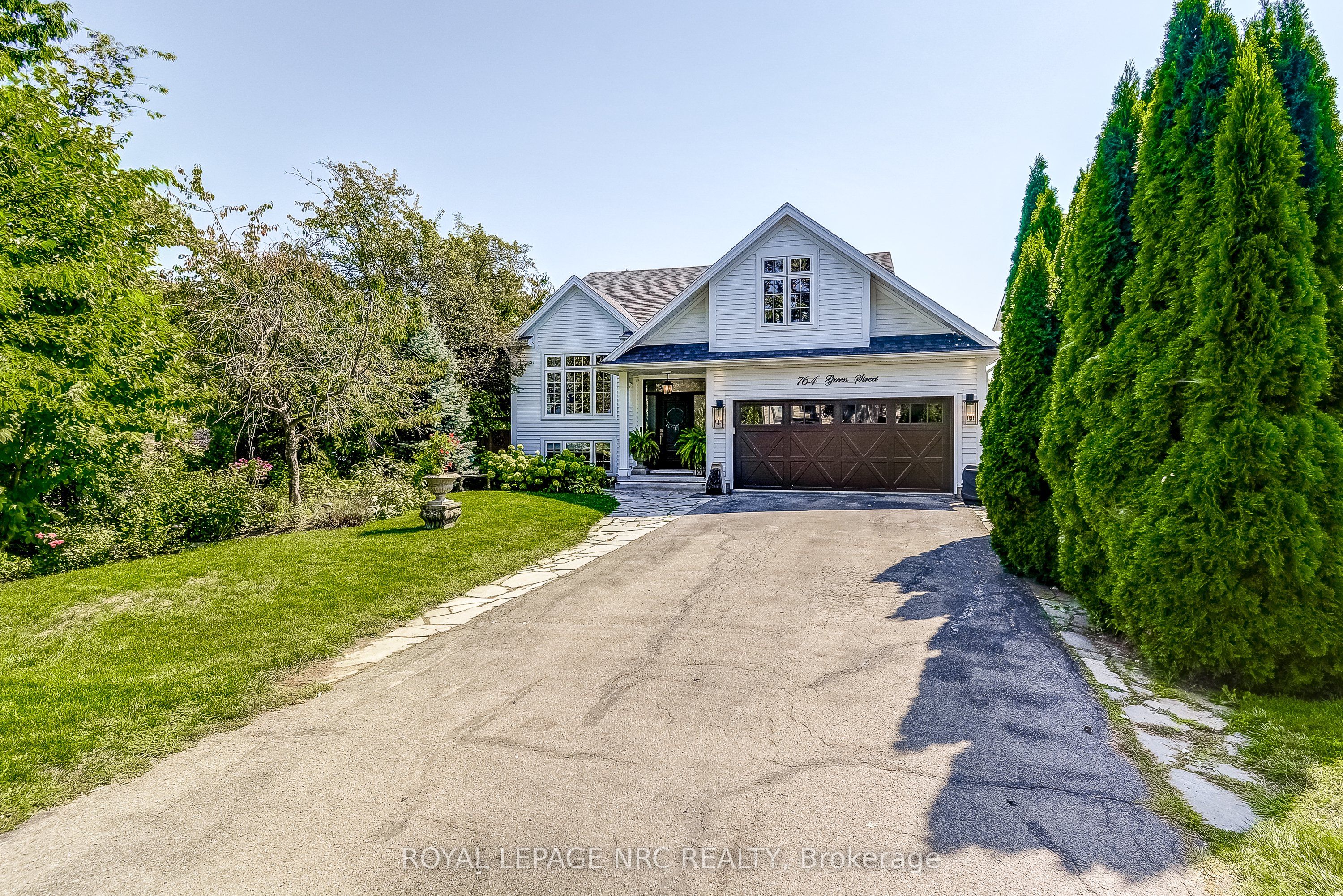 764 GREEN Street Property Photo 1
