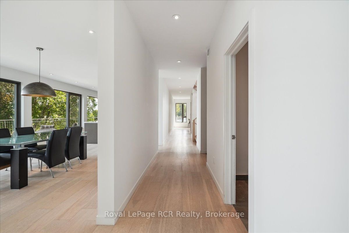 20 Everett Road Property Photo 14