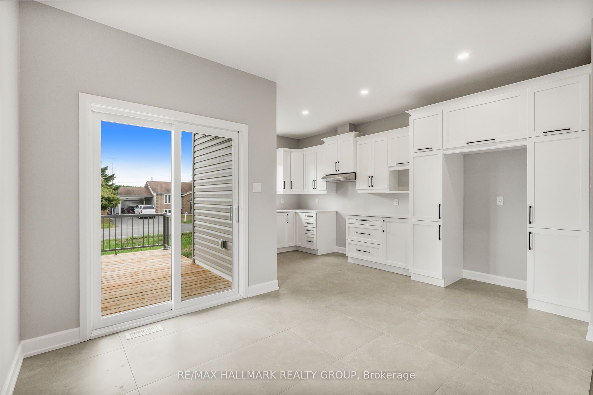 324 Zakari Street Property Photo 13