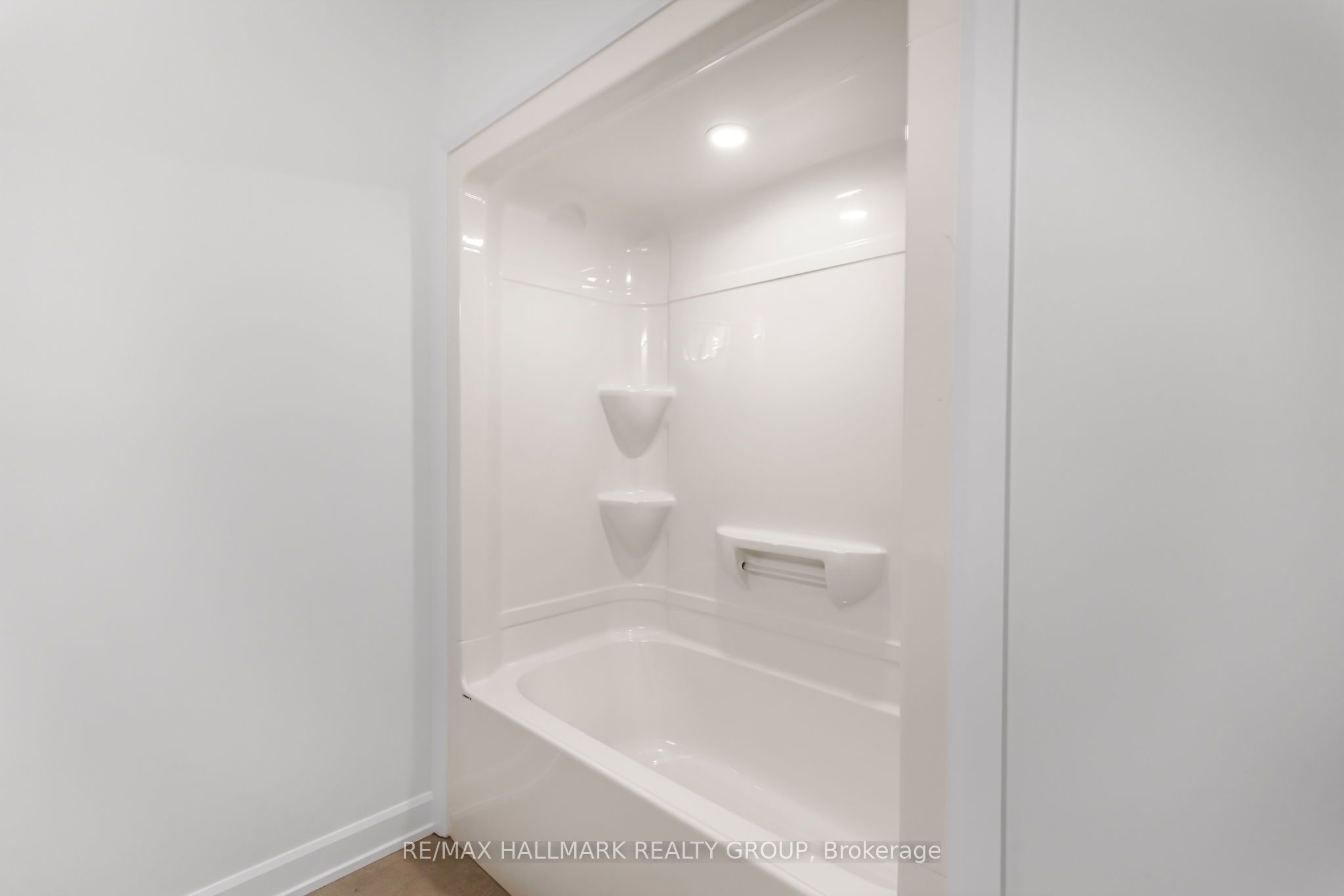 324 Zakari Street Property Photo 18