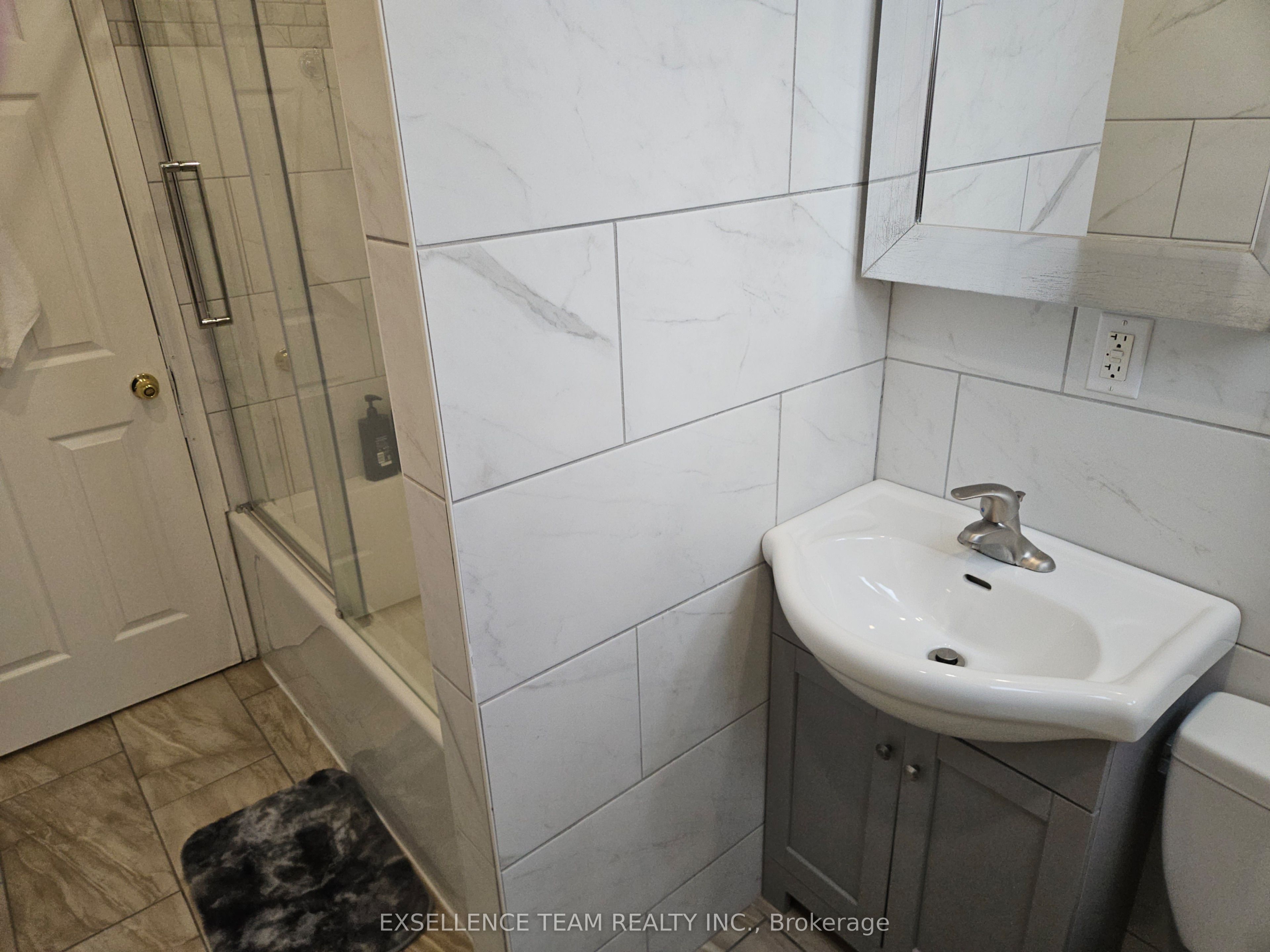 2 Bellamy Street Property Photo 34