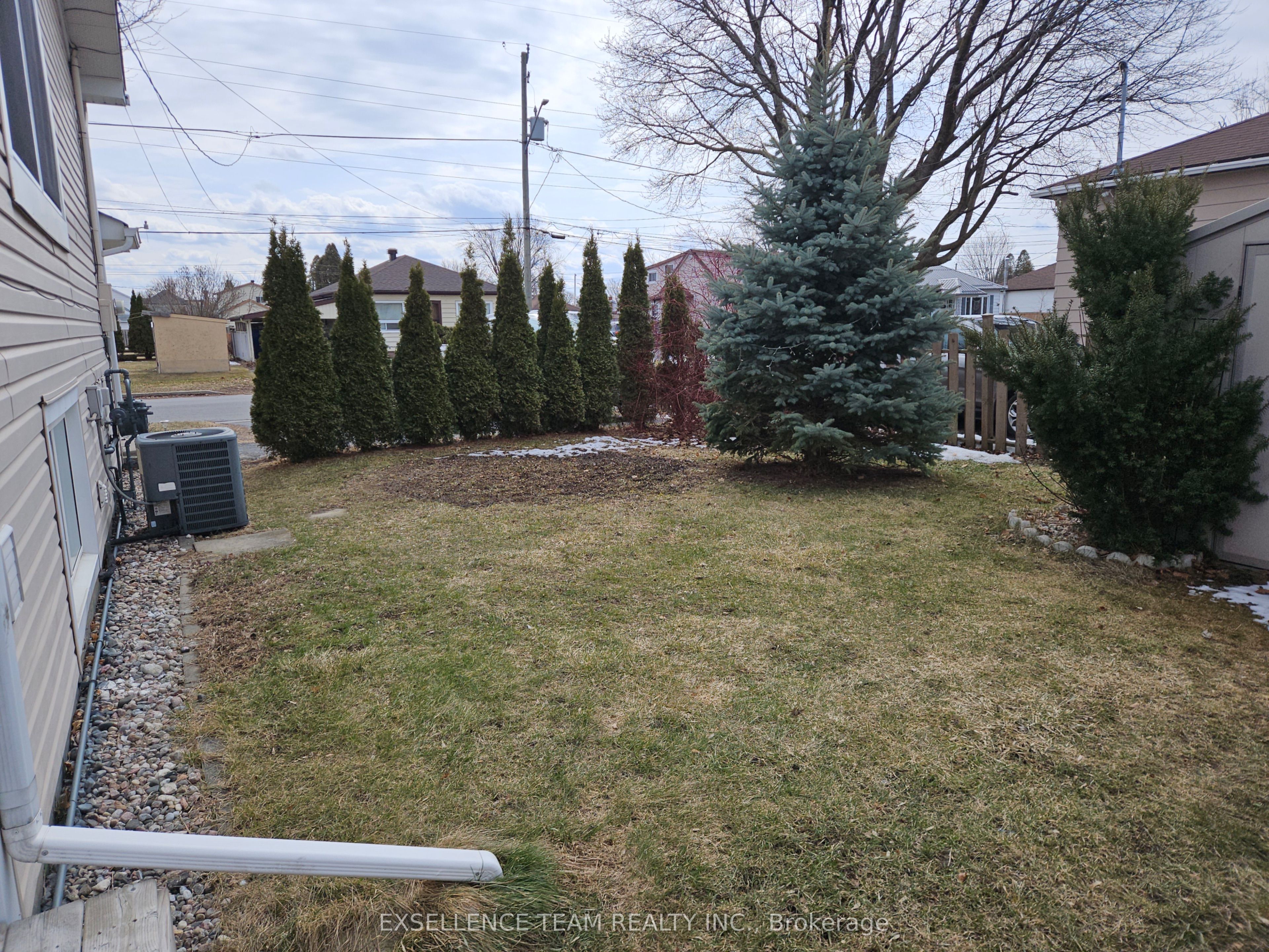 2 Bellamy Street Property Photo 42