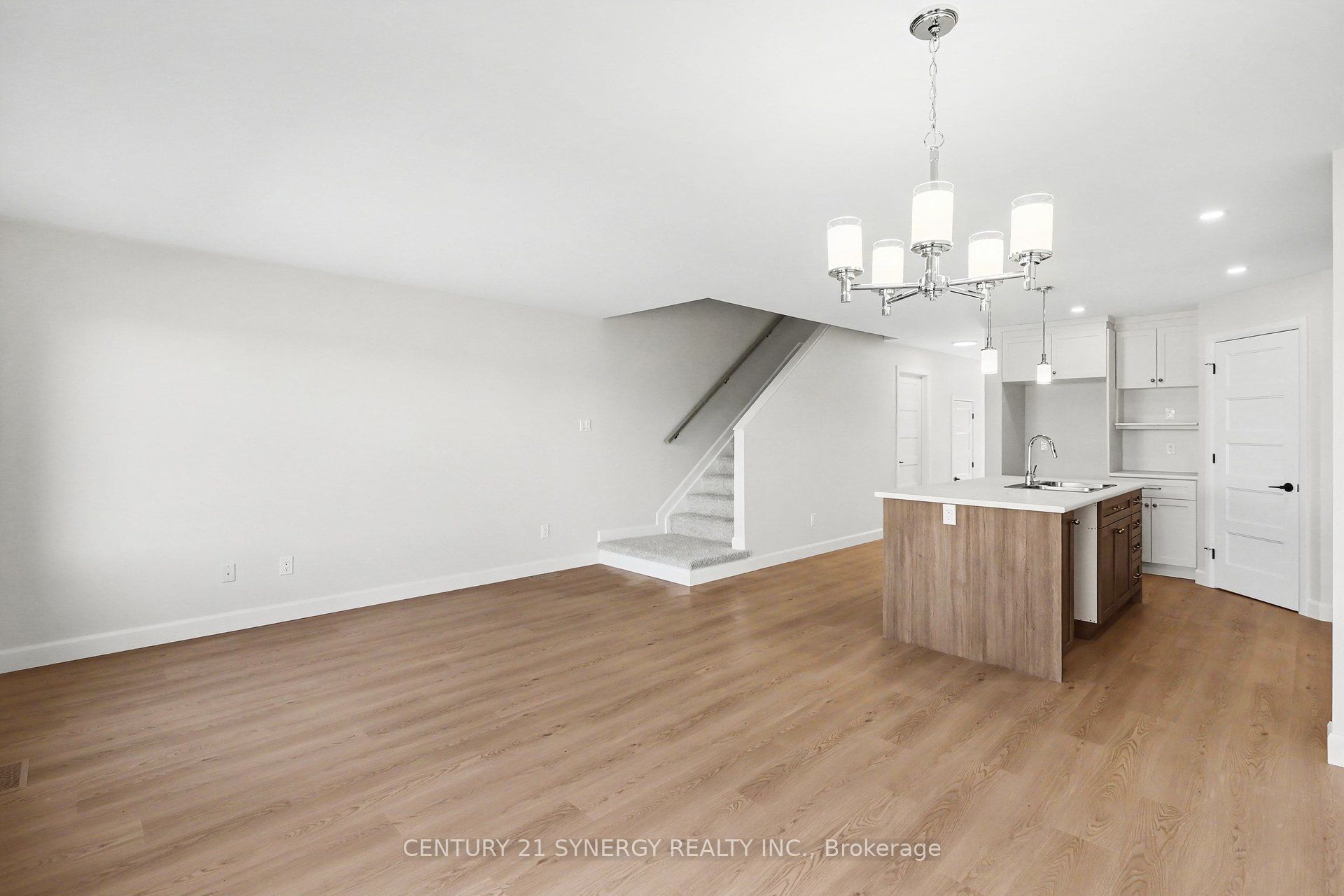 31 Helen Street Property Photo 6