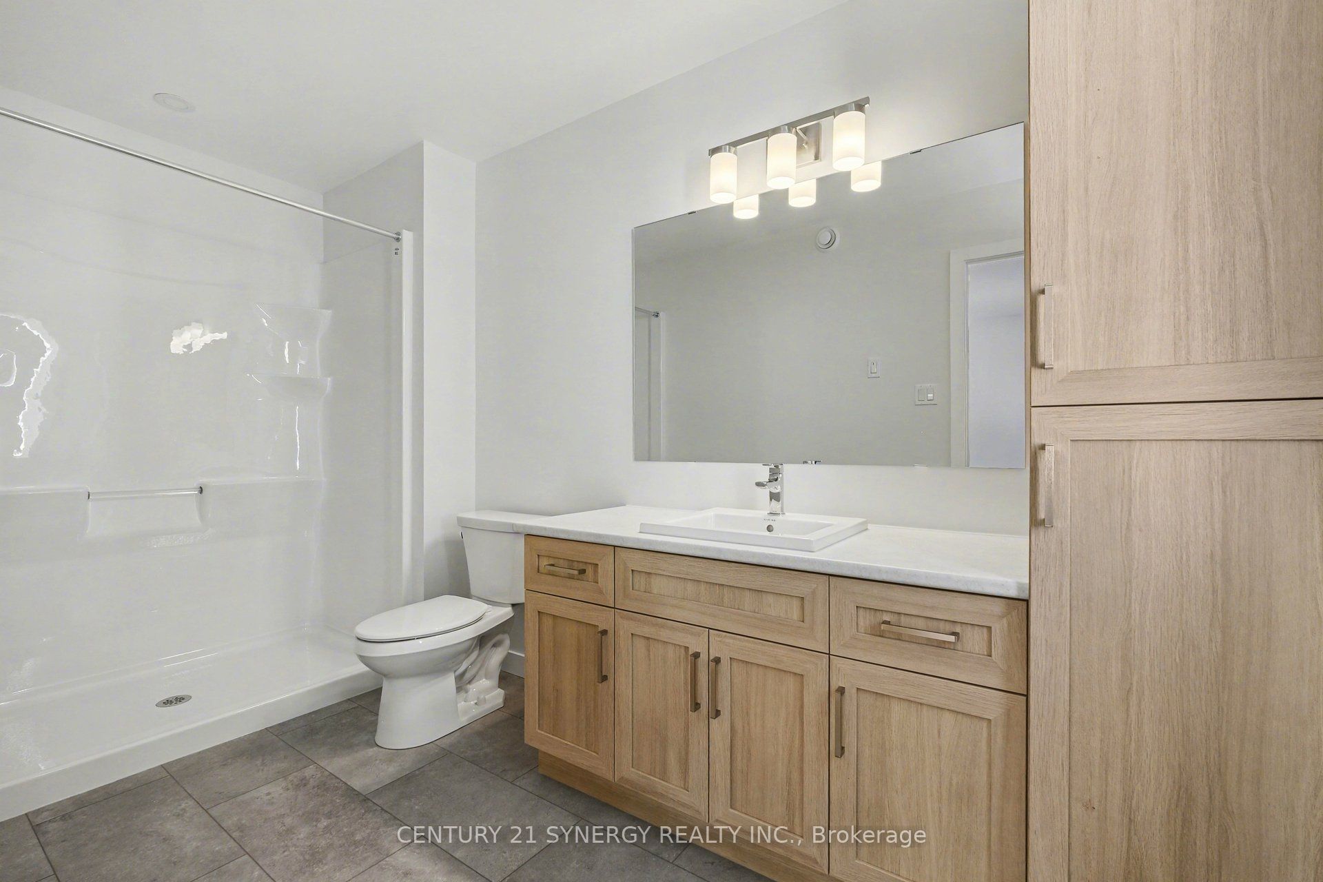 31 Helen Street Property Photo 13