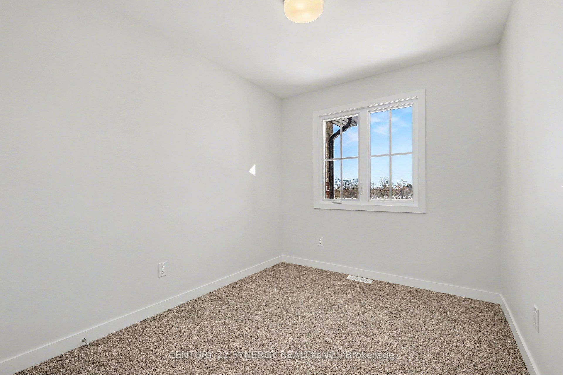 31 Helen Street Property Photo 21