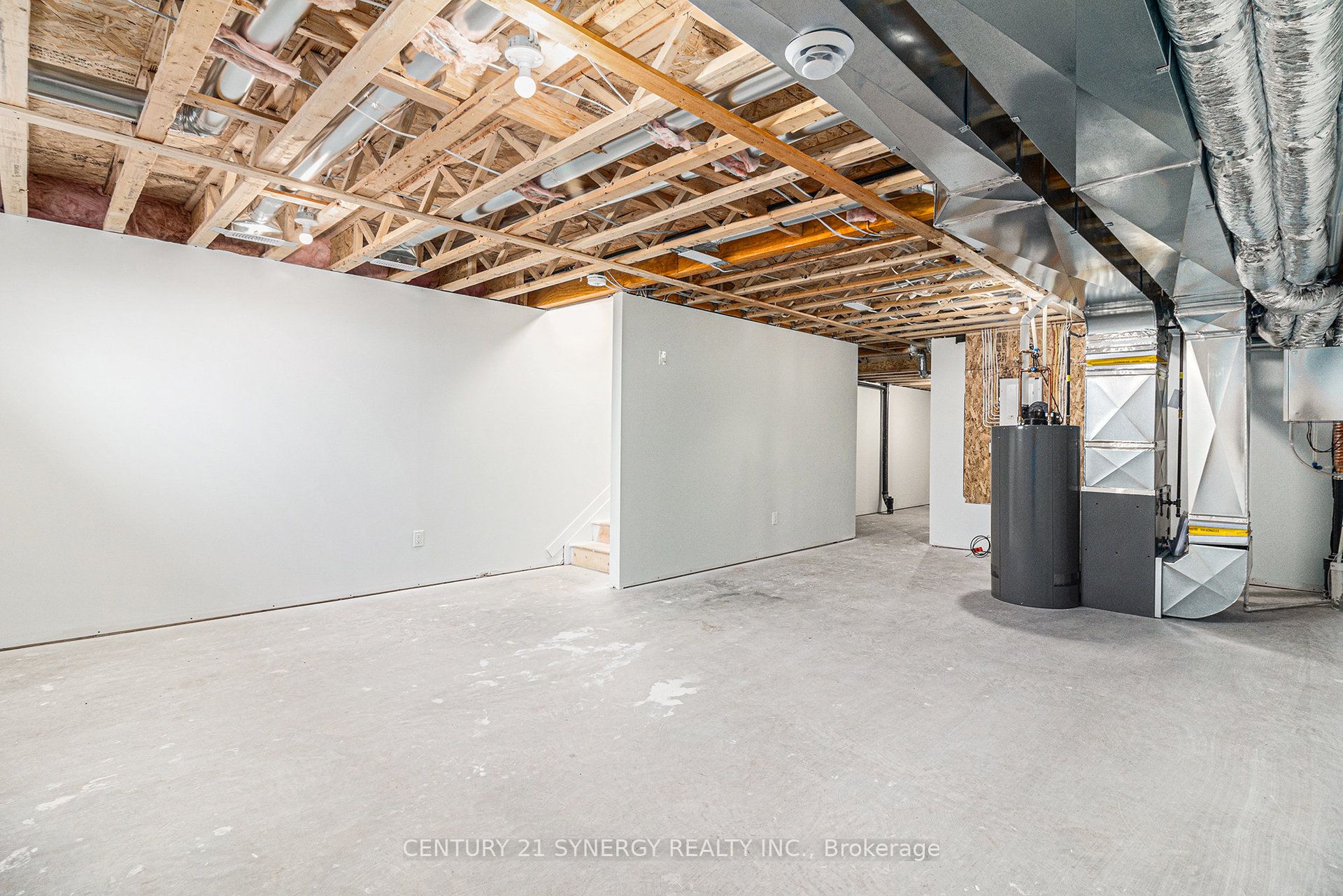 31 Helen Street Property Photo 26
