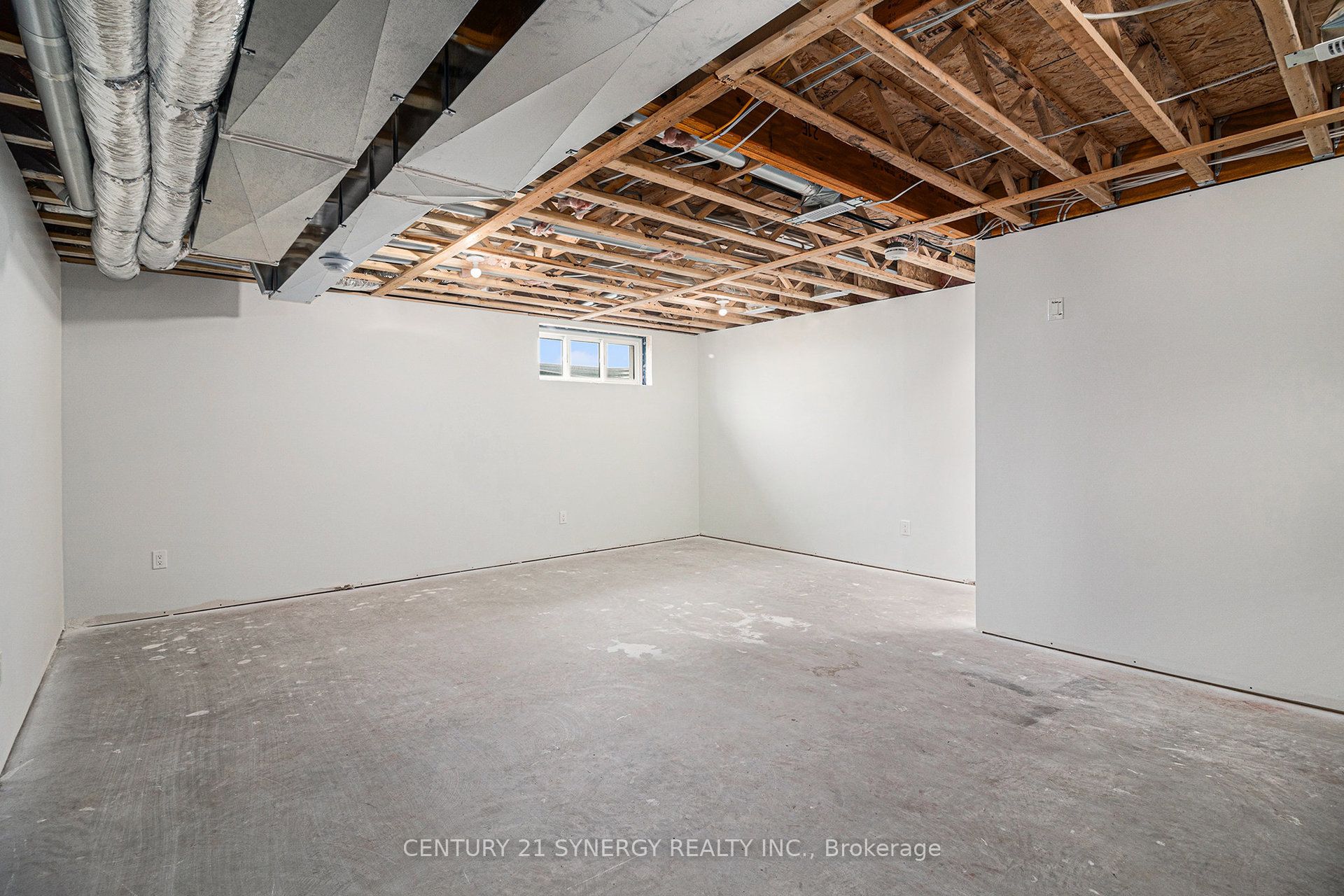 31 Helen Street Property Photo 28