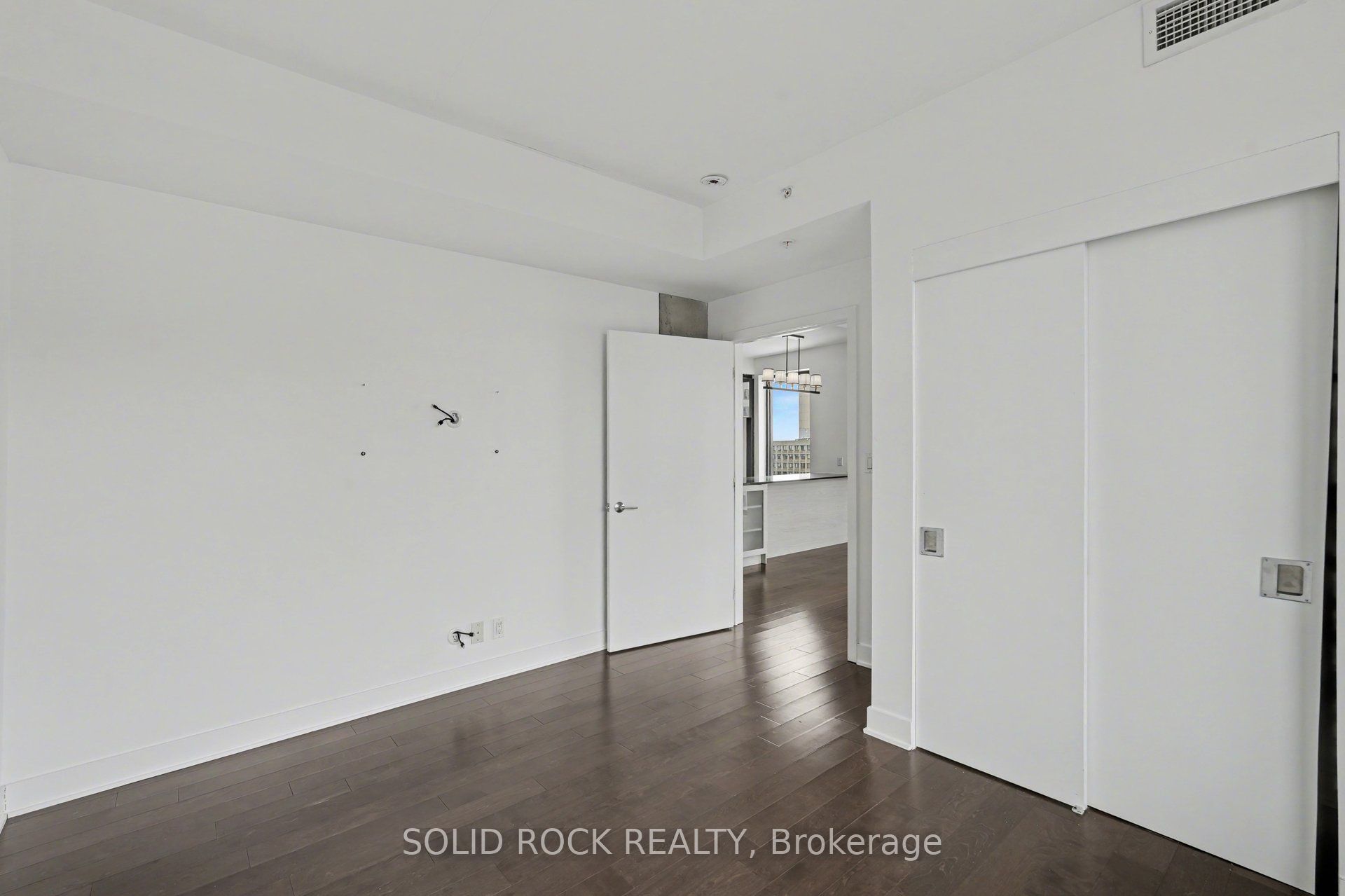 20 Daly Avenue 1606 Property Photo 17