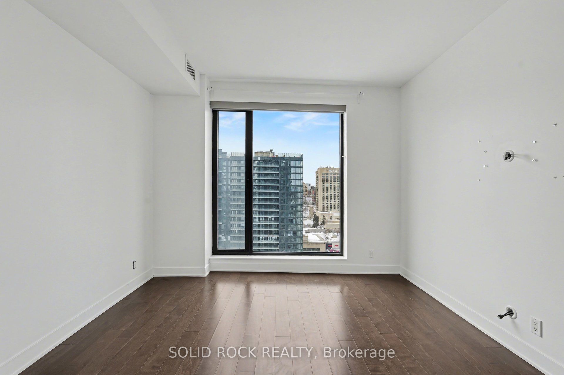 20 Daly Avenue 1606 Property Photo 19