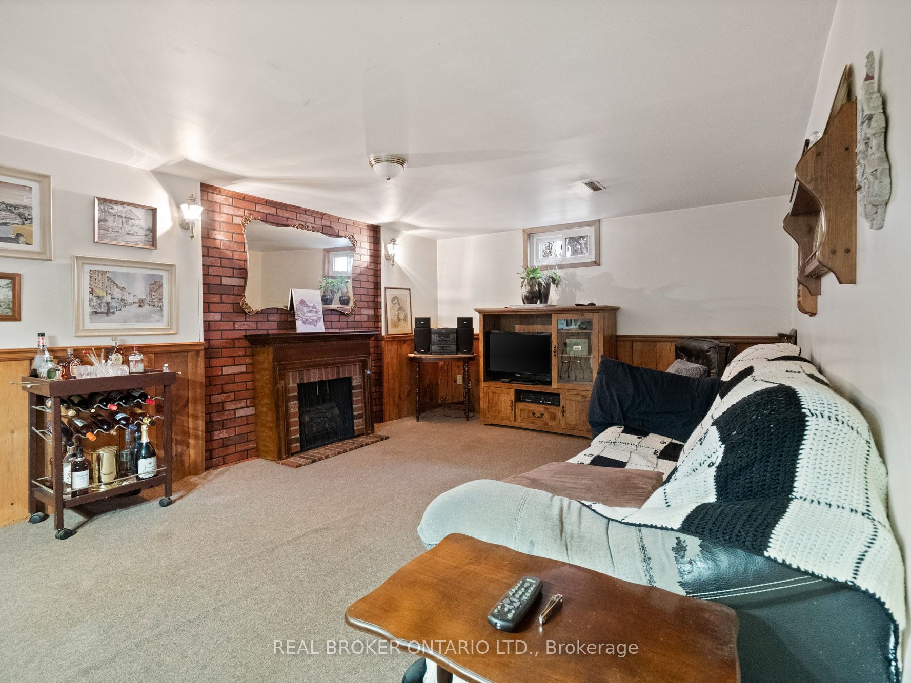 20 Brackencrest Road Property Photo 23